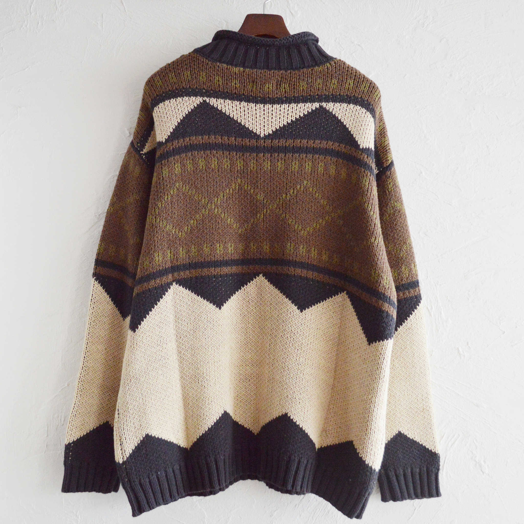 modemdesign モデムデザイン / LOWGAGE RETORO GEOMETRIC PATTERN ROLL NECK KNIT ローゲージロールネックニット (IVORY アイボリー)