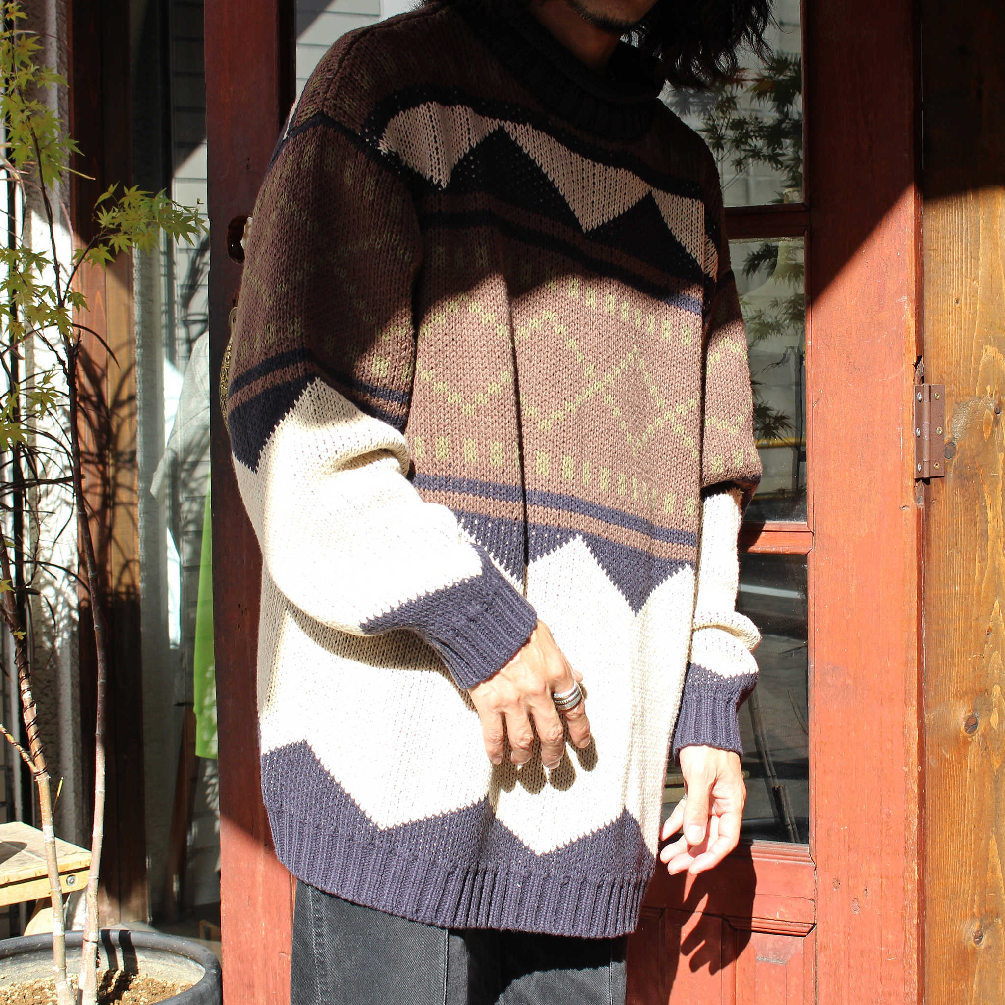 modemdesign モデムデザイン / LOWGAGE RETORO GEOMETRIC PATTERN ROLL NECK KNIT ローゲージロールネックニット (IVORY アイボリー)