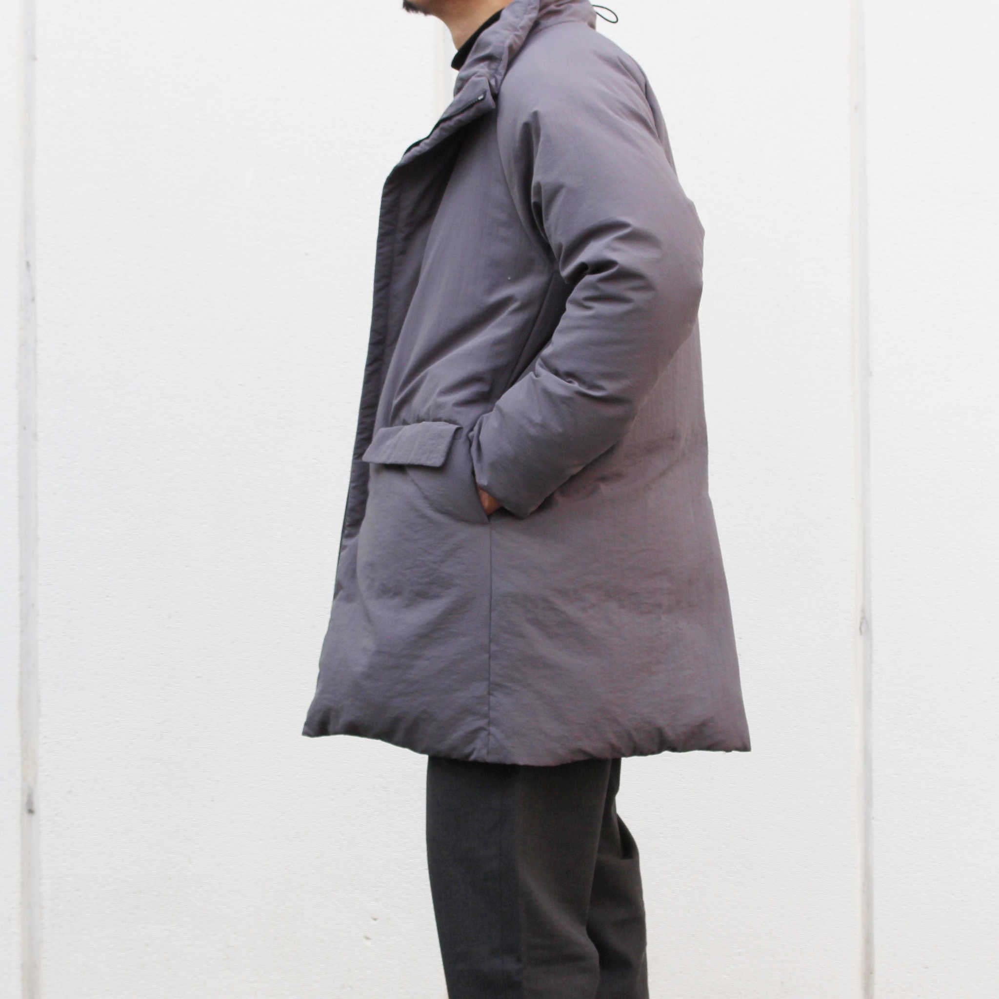 LAMOND ラモンド / LIGHT SHELL STAND DOWN COAT ライトシェルダウンコート (CHARCOAL チャコール)