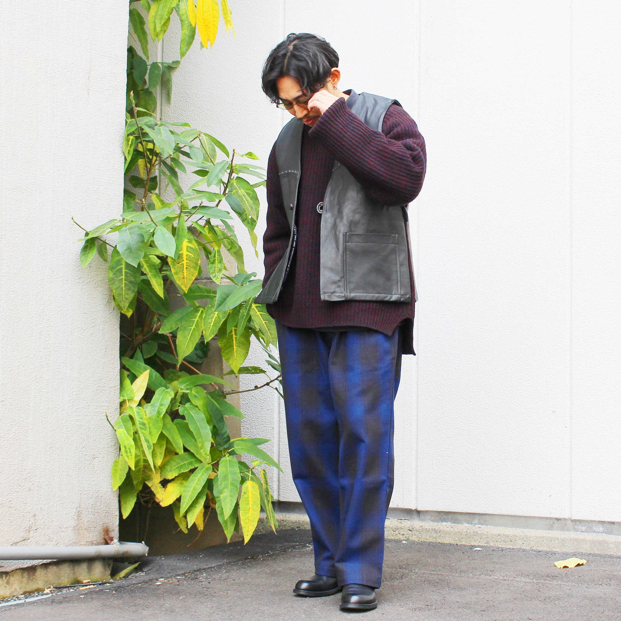 Nasngwam. ナスングワム / LUMBER TUCK PANTS ランバータックパンツ (NAVY ネイビー)