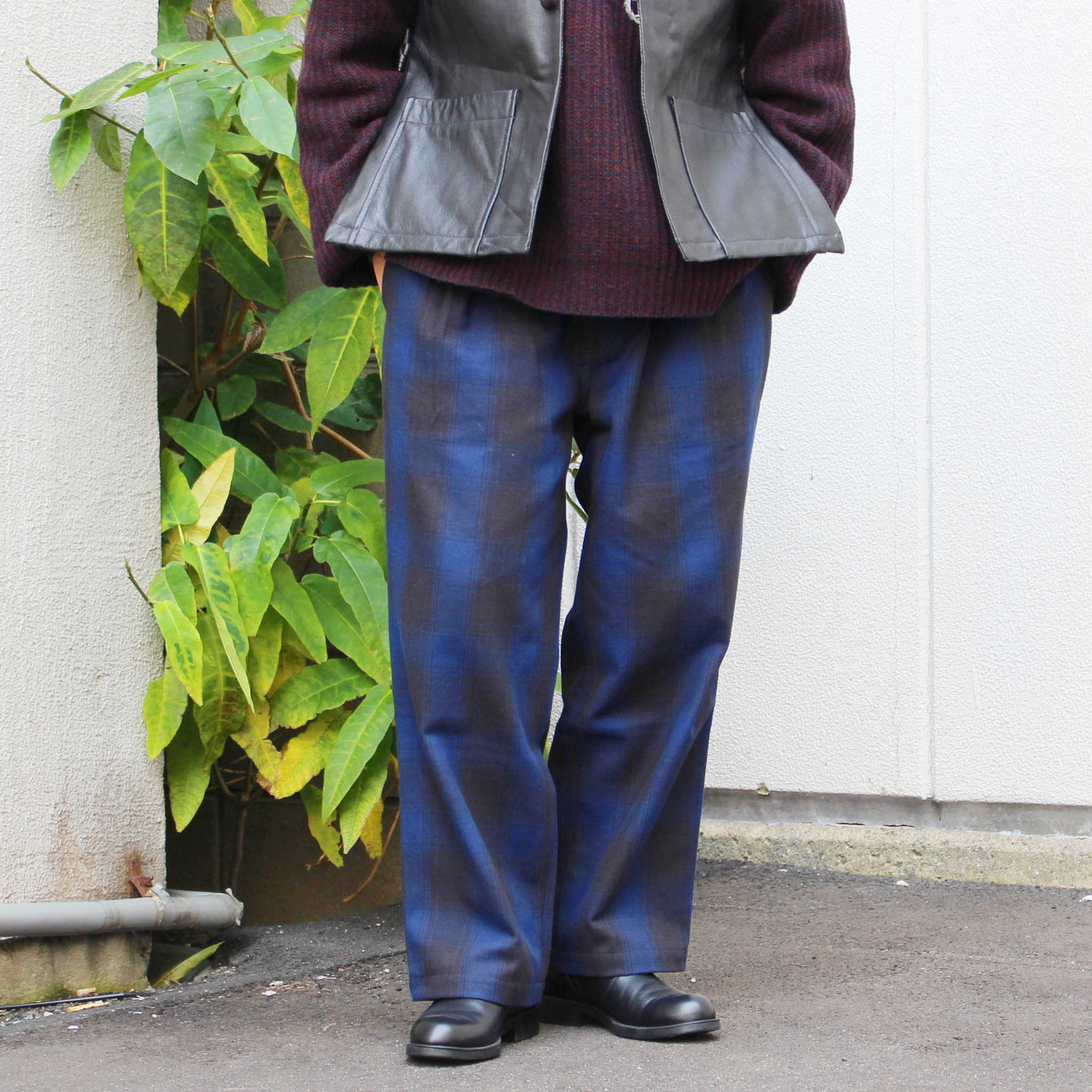 Nasngwam. ナスングワム / LUMBER TUCK PANTS ランバータックパンツ (NAVY ネイビー)