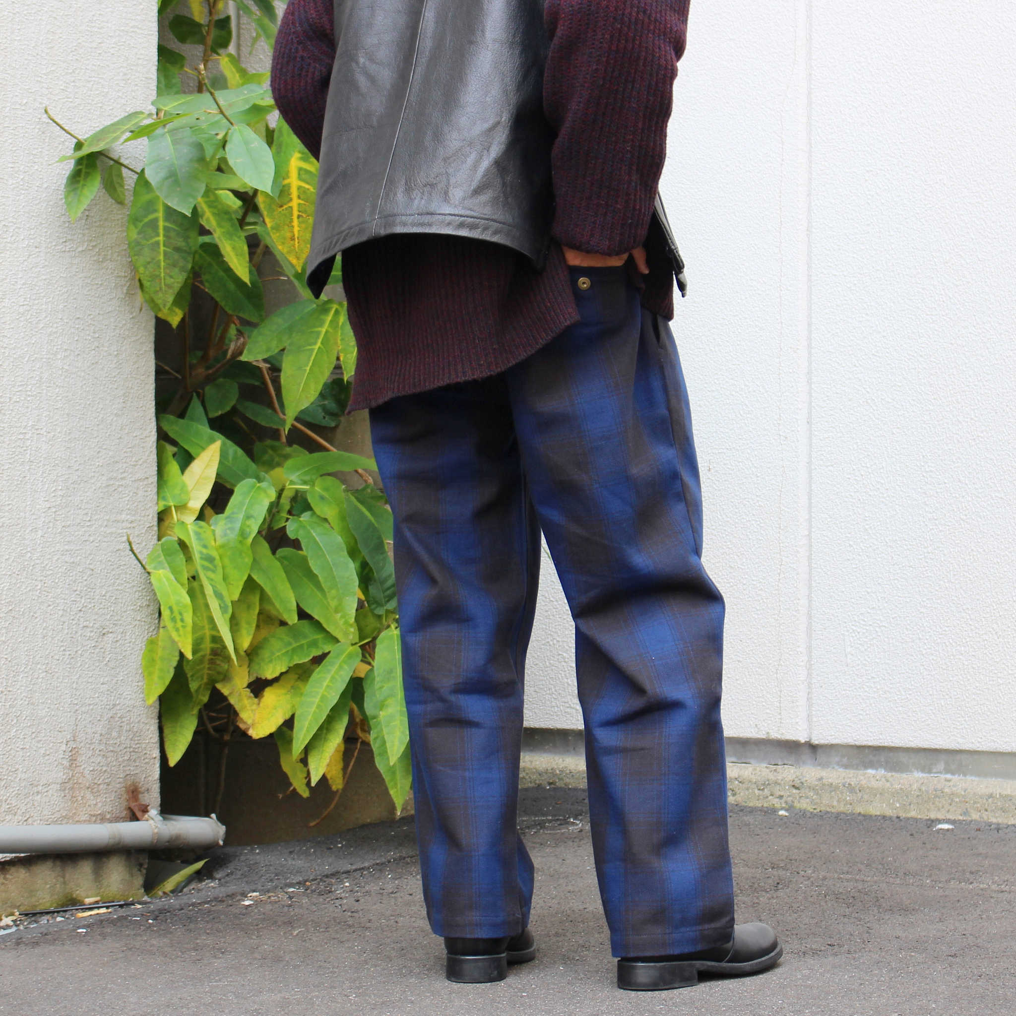 Nasngwam. ナスングワム / LUMBER TUCK PANTS ランバータックパンツ (NAVY ネイビー)