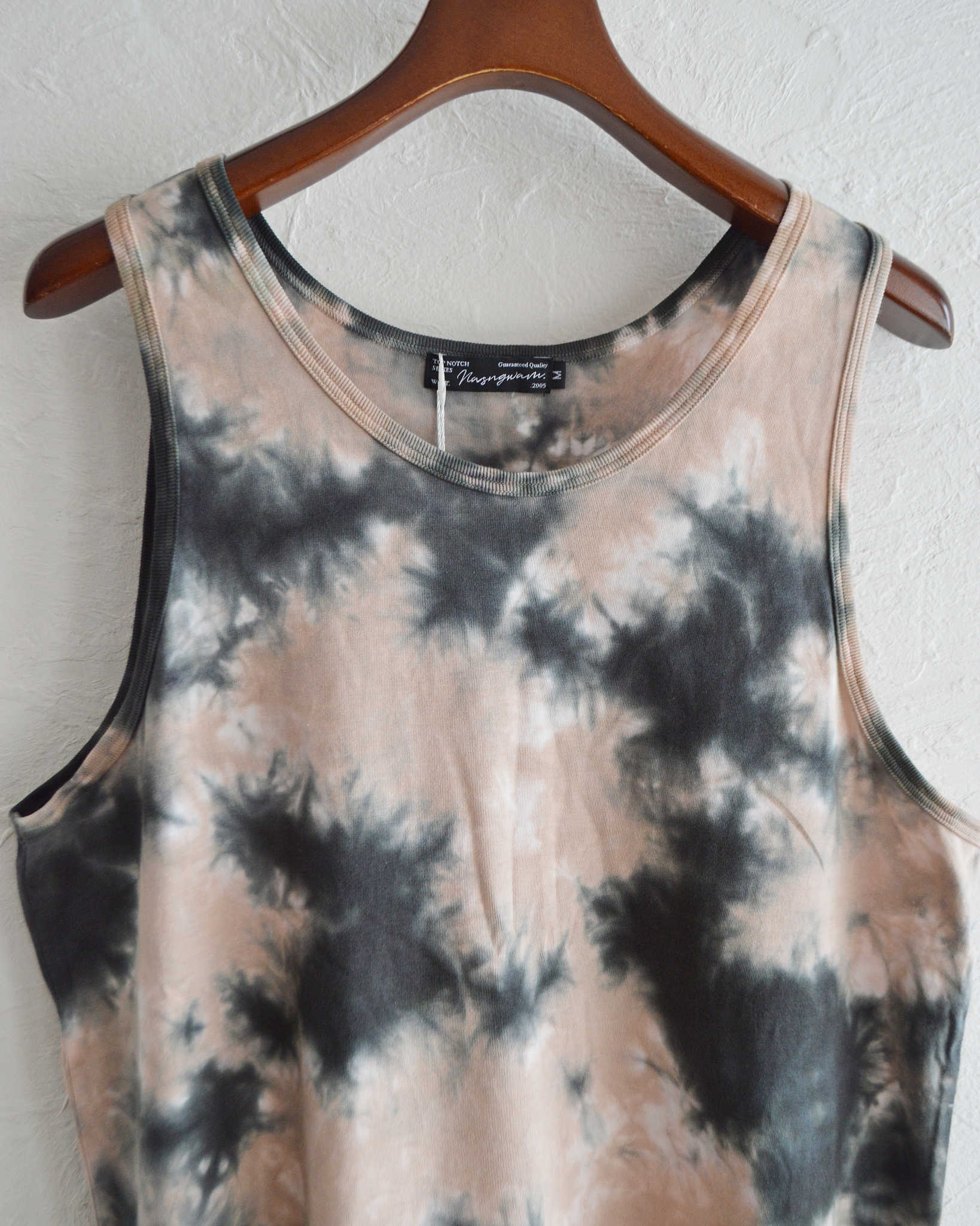 Nasngwam. × JAVARA×LEATHER TRAMP ナスングワム ジャバラ レザートランプ  / ESSENTIAL TANKTOP エッセンシャルタンクトップ(DESERT デザート)