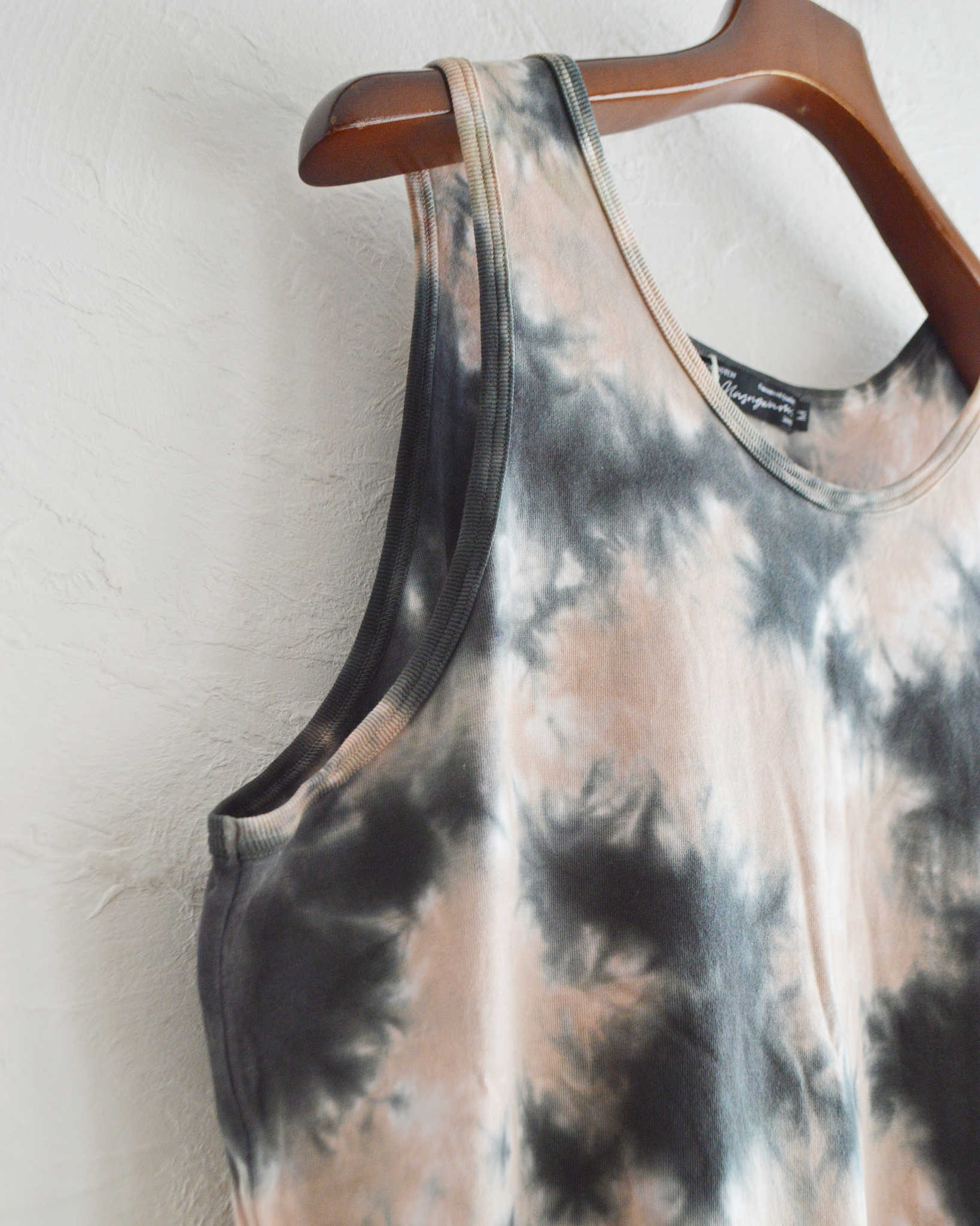Nasngwam. × JAVARA×LEATHER TRAMP ナスングワム ジャバラ レザートランプ  / ESSENTIAL TANKTOP エッセンシャルタンクトップ(DESERT デザート)