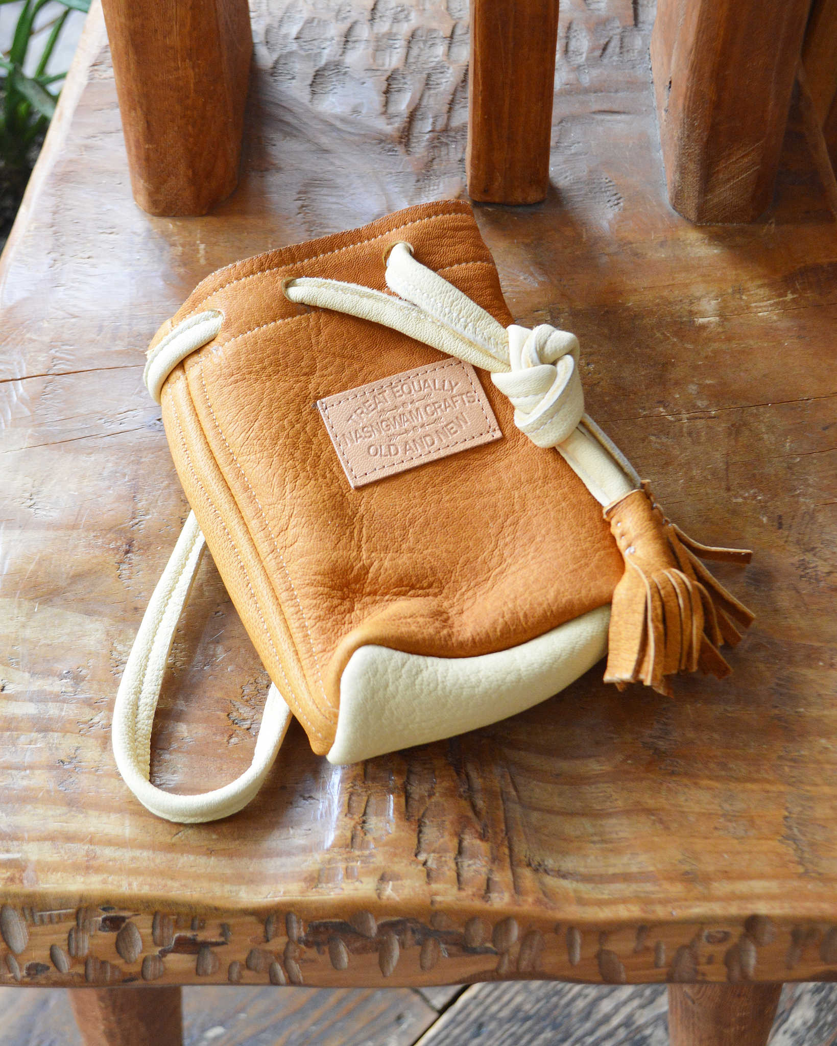 Nasngwam.×EARLYMORNING ナスングワム アーリーモーニング / DEERSKIN BEER BAG ディアスキンビールバッグ (CAMEL キャメル)