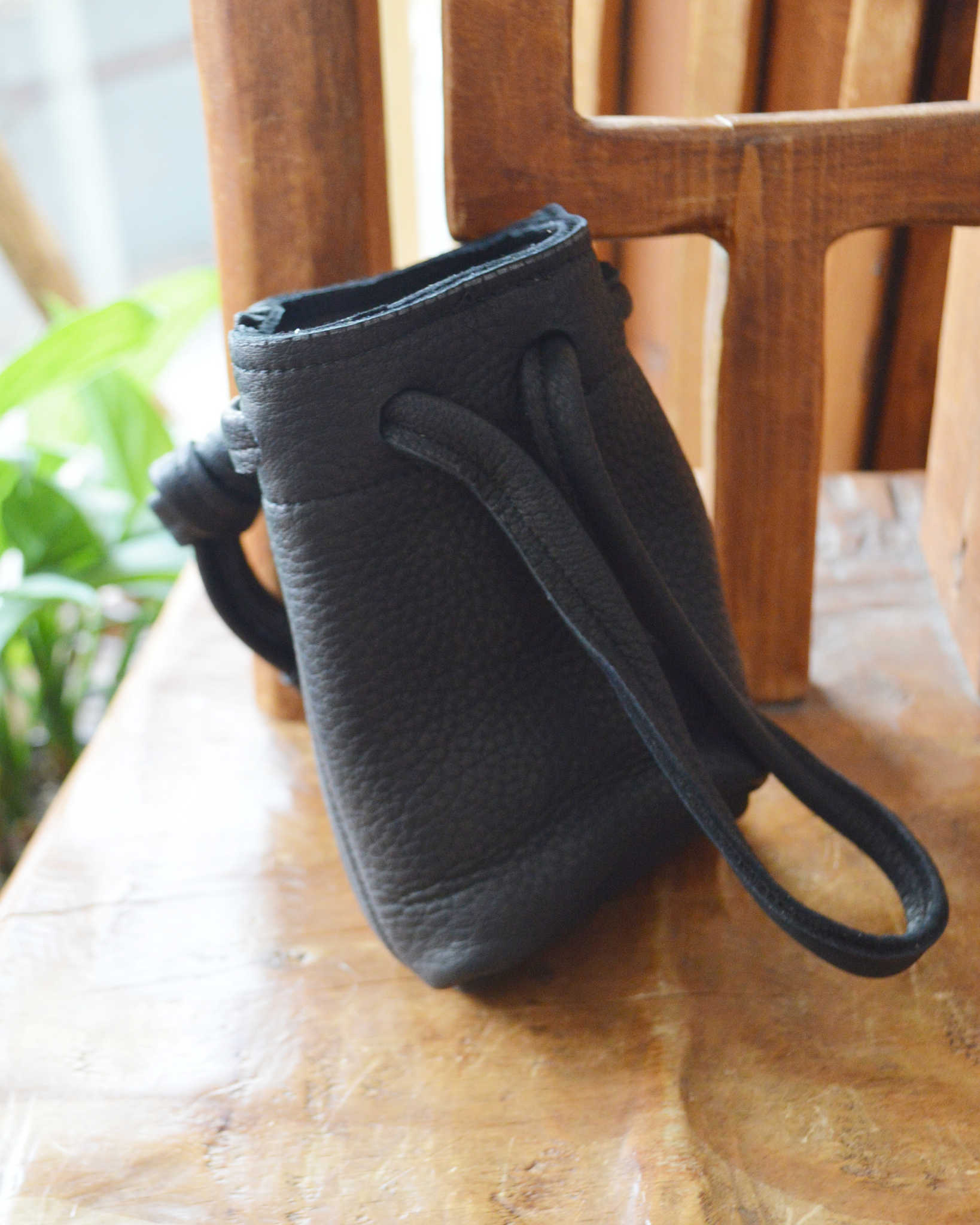 Nasngwam.×EARLYMORNING ナスングワム アーリーモーニング / DEERSKIN BEER BAG ディアスキンビールバッグ (BLACK ブラック)