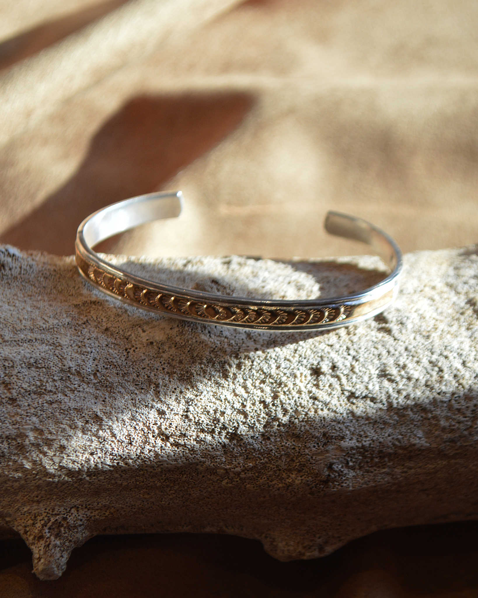 Indian jewelry インディアンジュエリー / Navajo Bangle ナバホバングル (KING PINO キングピノ)