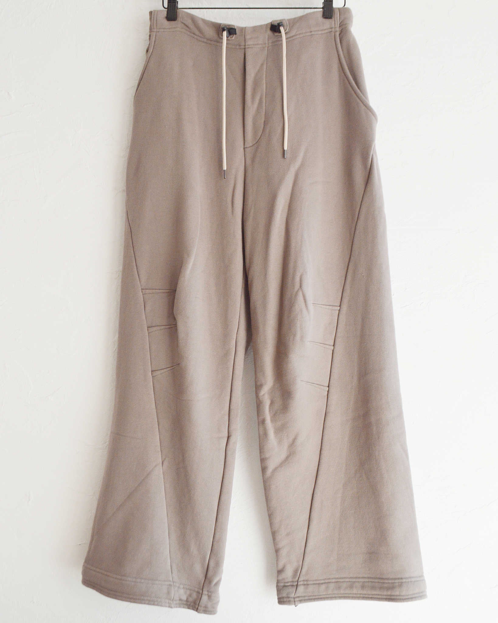 Nasngwam. ナスングワム / DRAPING SWEAT PANTS ドレーピングスウェットパンツ (Lt.OLIVE ライトオリーブ)