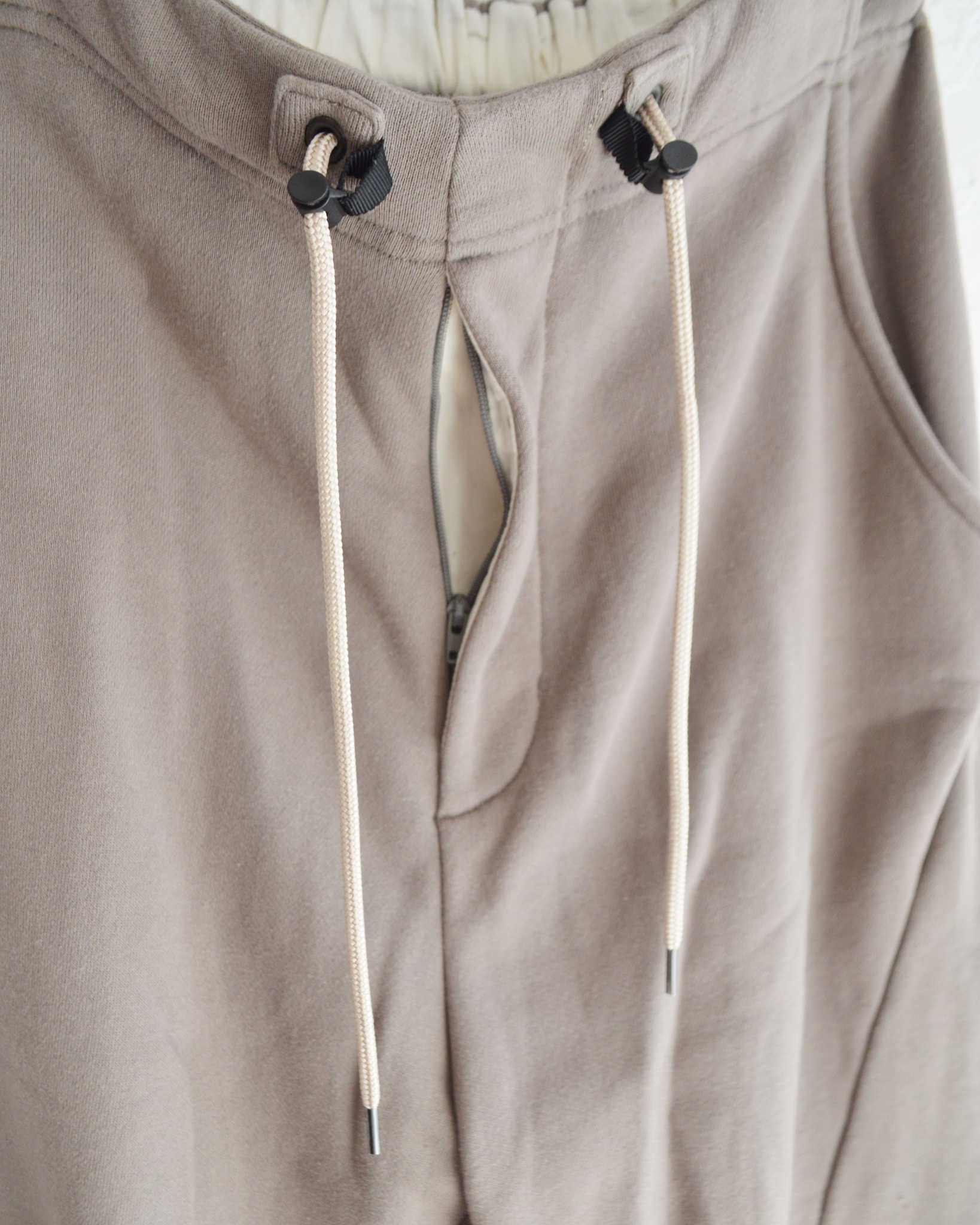 Nasngwam. ナスングワム / DRAPING SWEAT PANTS ドレーピングスウェットパンツ (Lt.OLIVE ライトオリーブ)