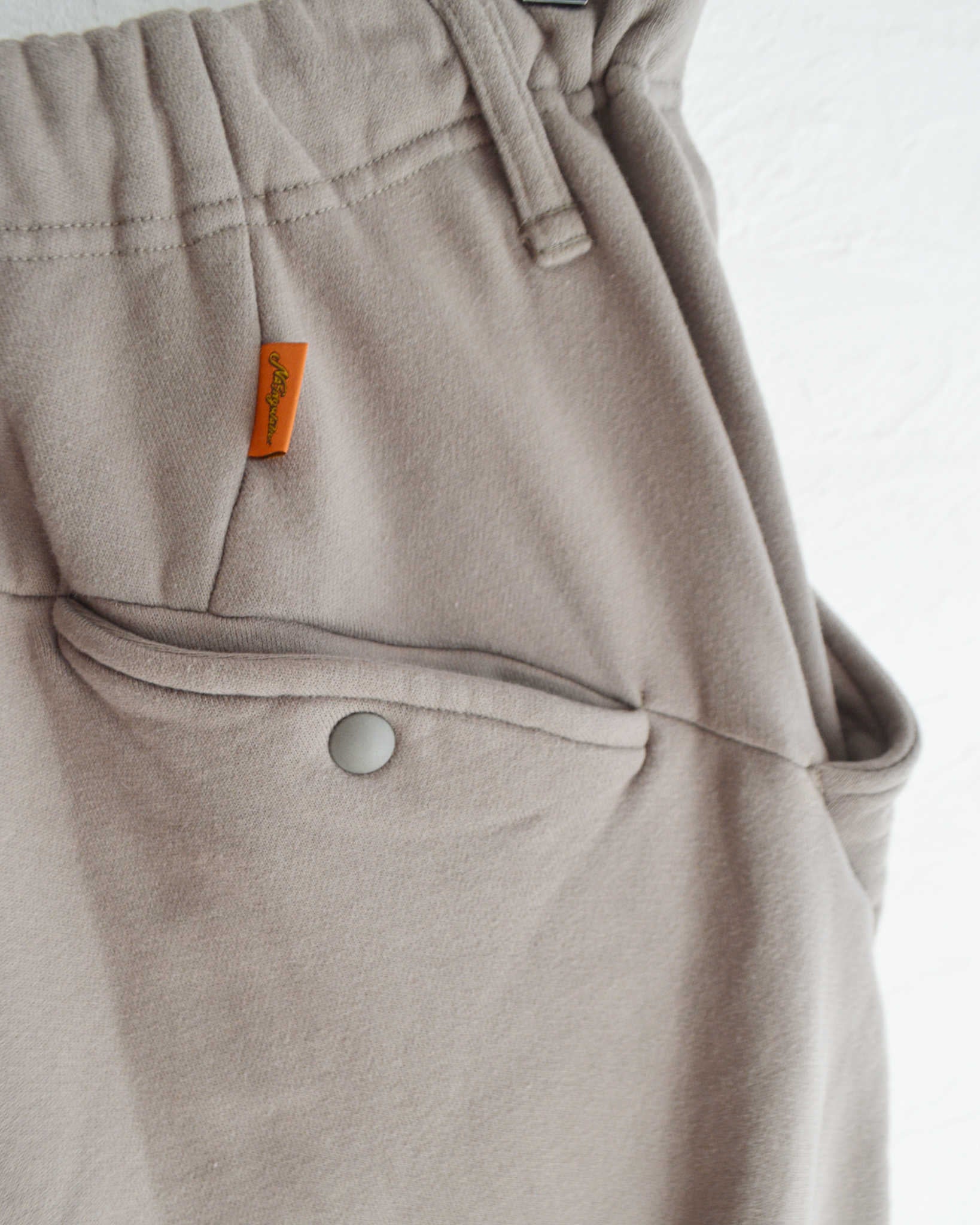 Nasngwam. ナスングワム / DRAPING SWEAT PANTS ドレーピングスウェットパンツ (Lt.OLIVE ライトオリーブ)