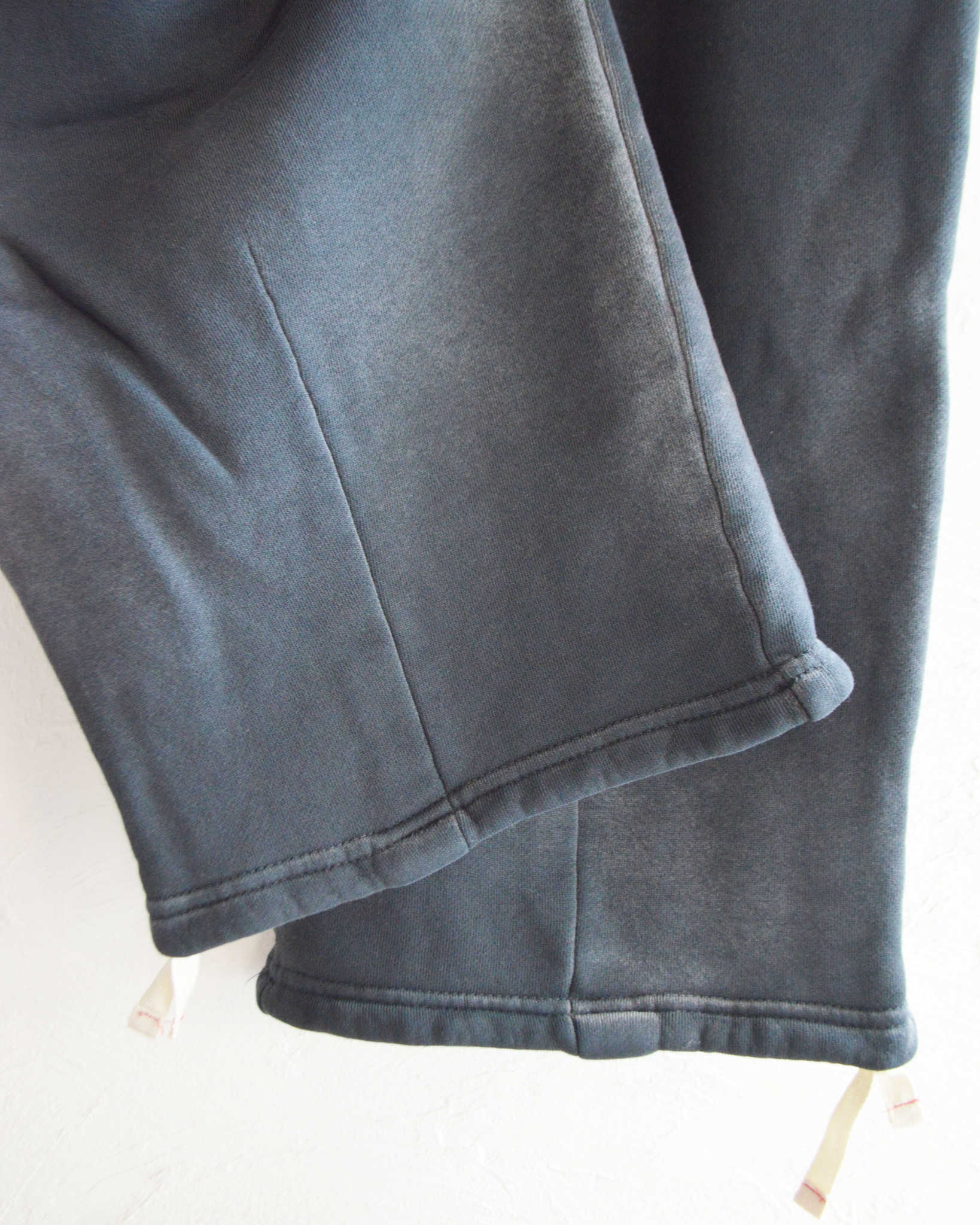 MOOJIMOOJI ムージームージ / MOOJI SWEAT PANTS ムージースウェットパンツ (AGED BLACK エイジドブラック)