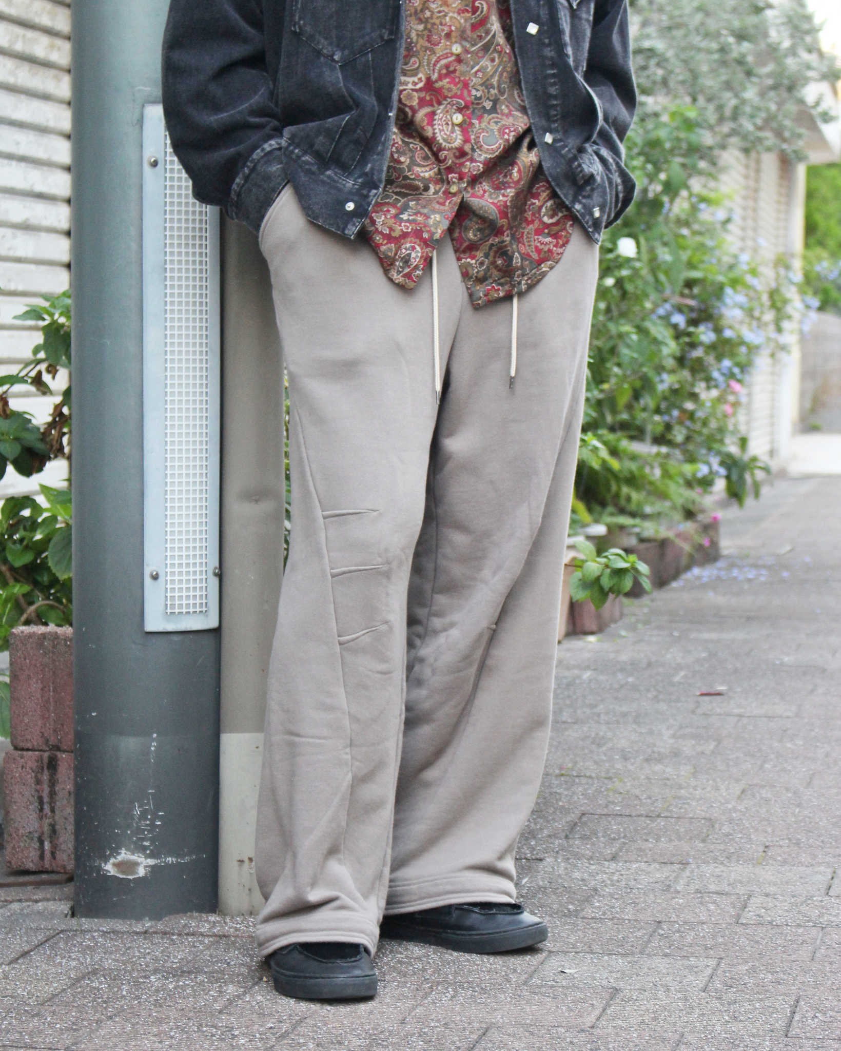 Nasngwam. ナスングワム / DRAPING SWEAT PANTS ドレーピングスウェットパンツ (Lt.OLIVE ライトオリーブ)