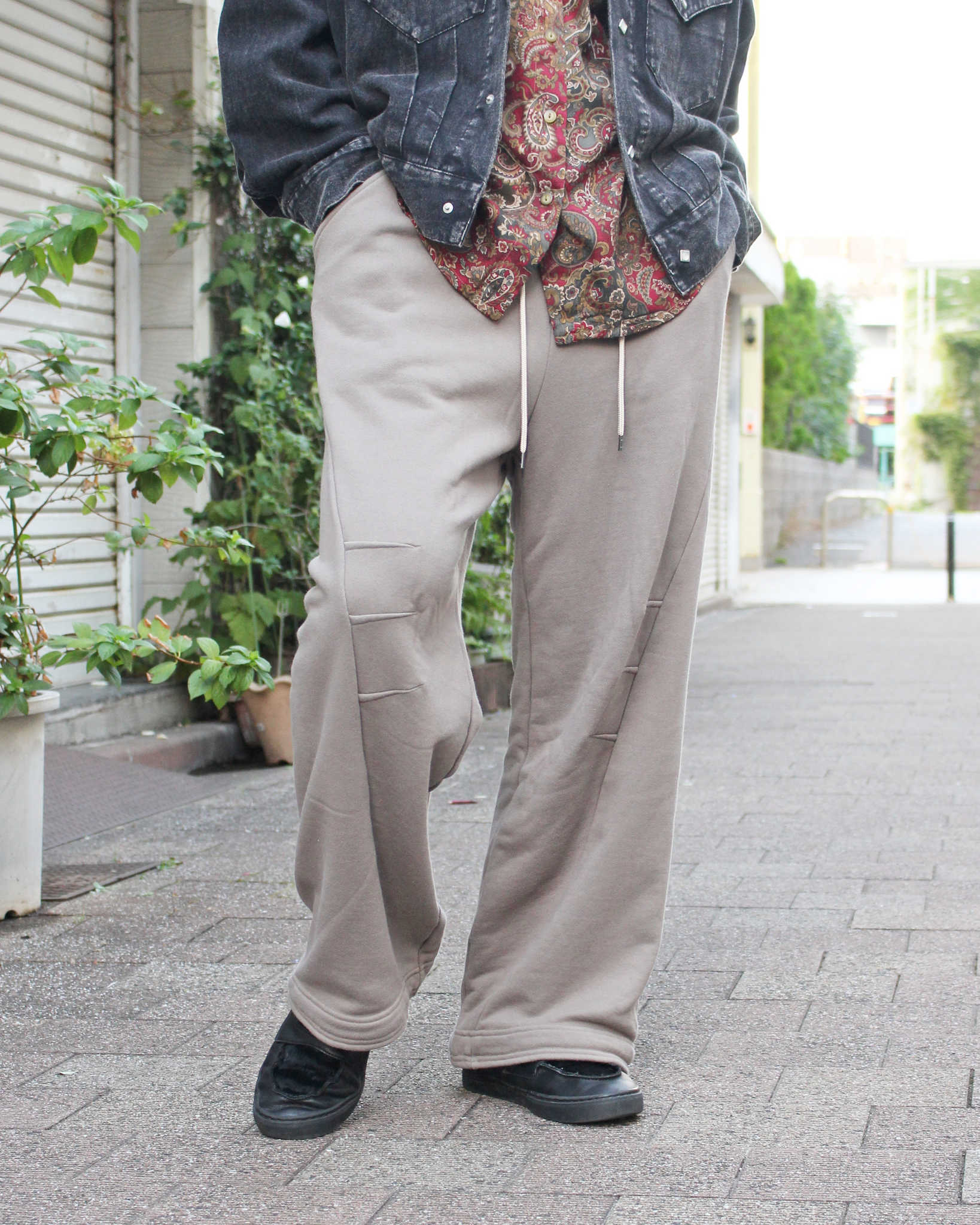 Nasngwam. ナスングワム / DRAPING SWEAT PANTS ドレーピングスウェットパンツ (Lt.OLIVE ライトオリーブ)