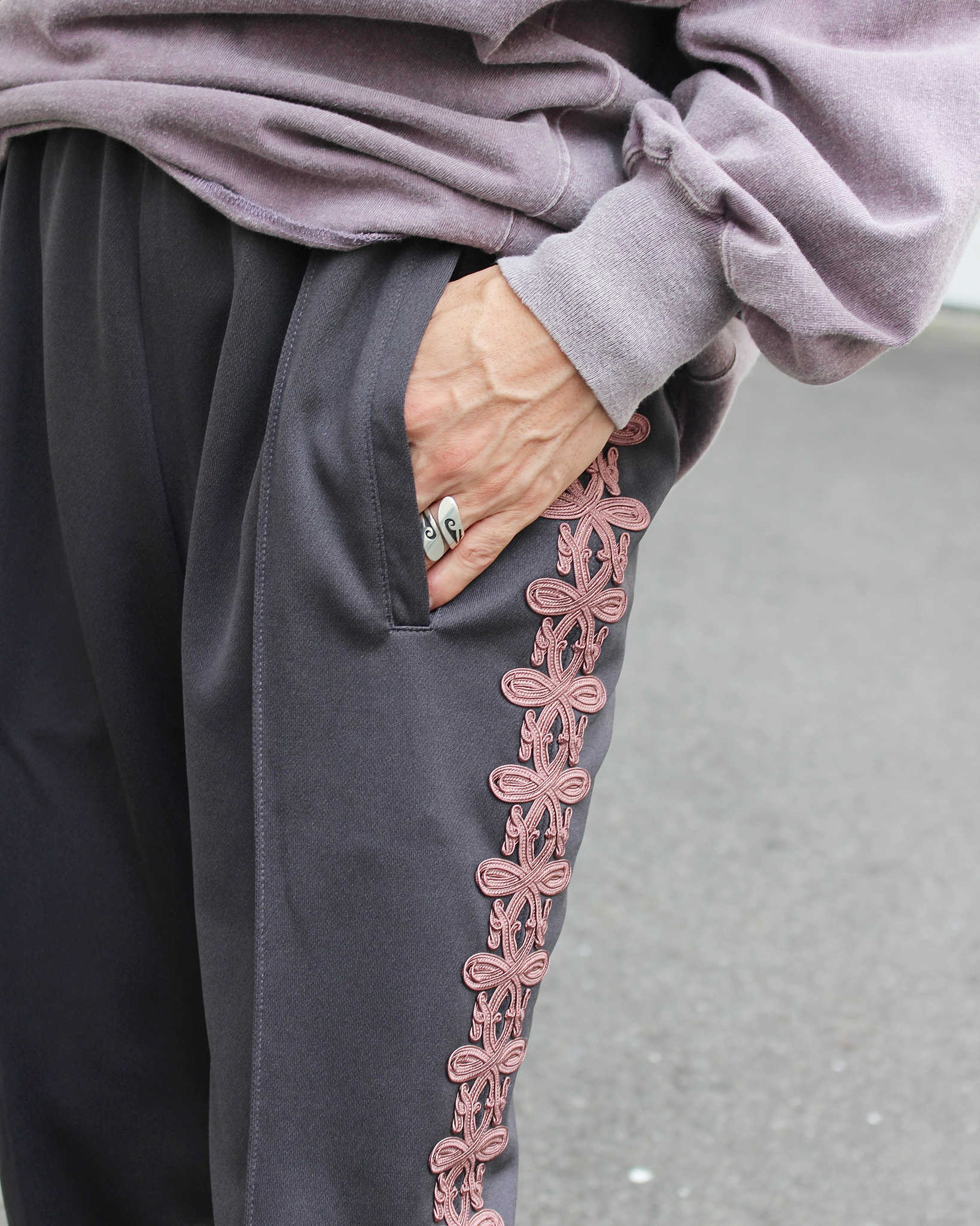 Nasngwam. ナスングワム / KINGSTON PANTS キングストンパンツ (CHARCOAL チャコール)