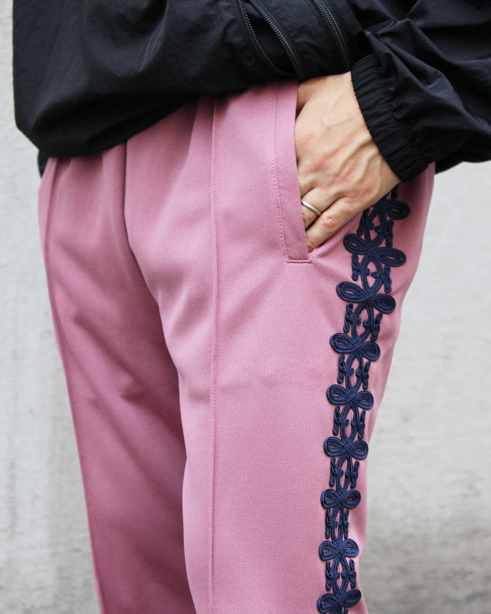 Nasngwam. ナスングワム / KINGSTON PANTS キングストンパンツ (SMOKE PINK スモークピンク)