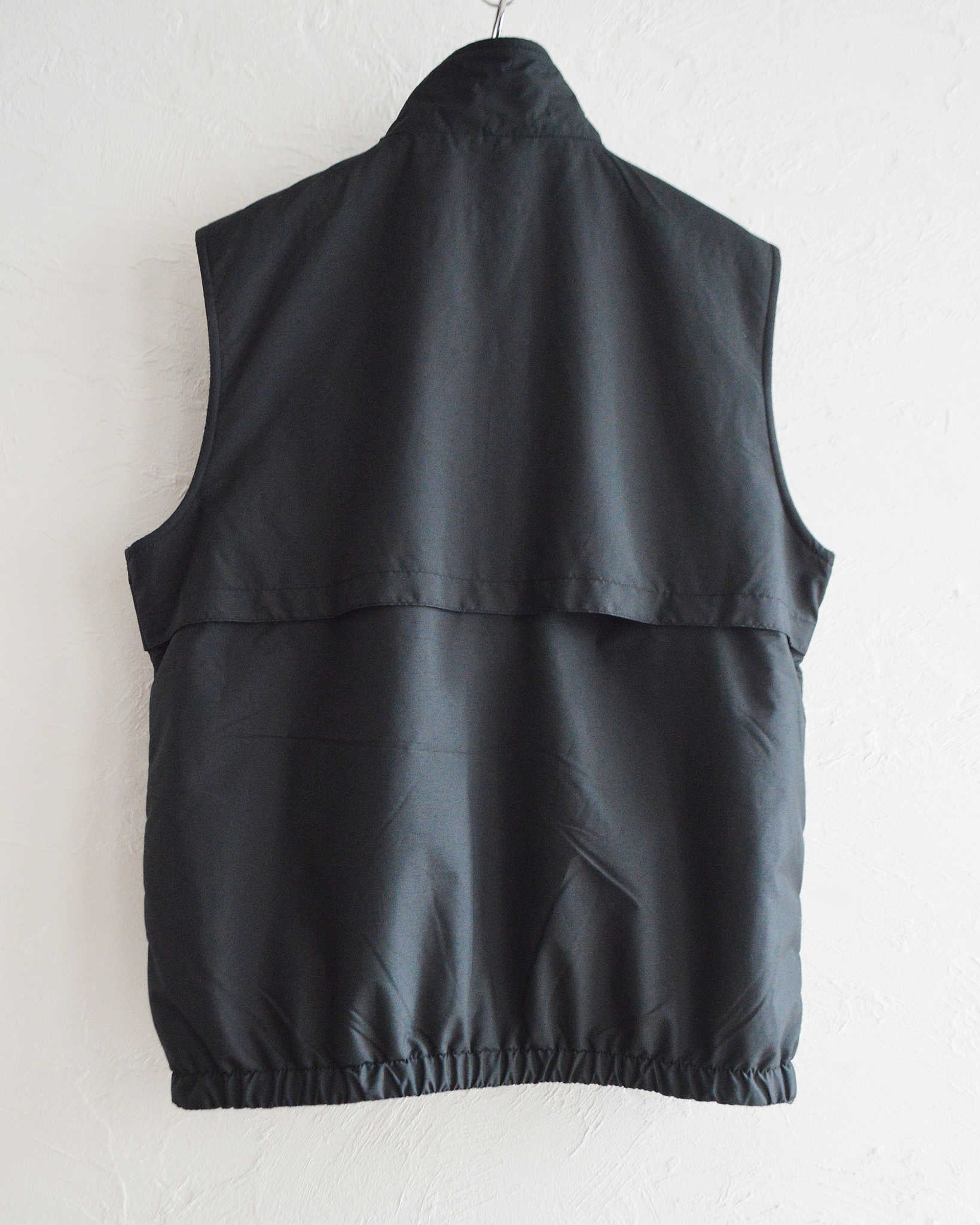 PORT AUTHORITY ポートオーソリティ / REVERSIBLE CHARGER VEST リバーシブルチェンジャーベスト (TRUE BLACK トゥルーブラック)