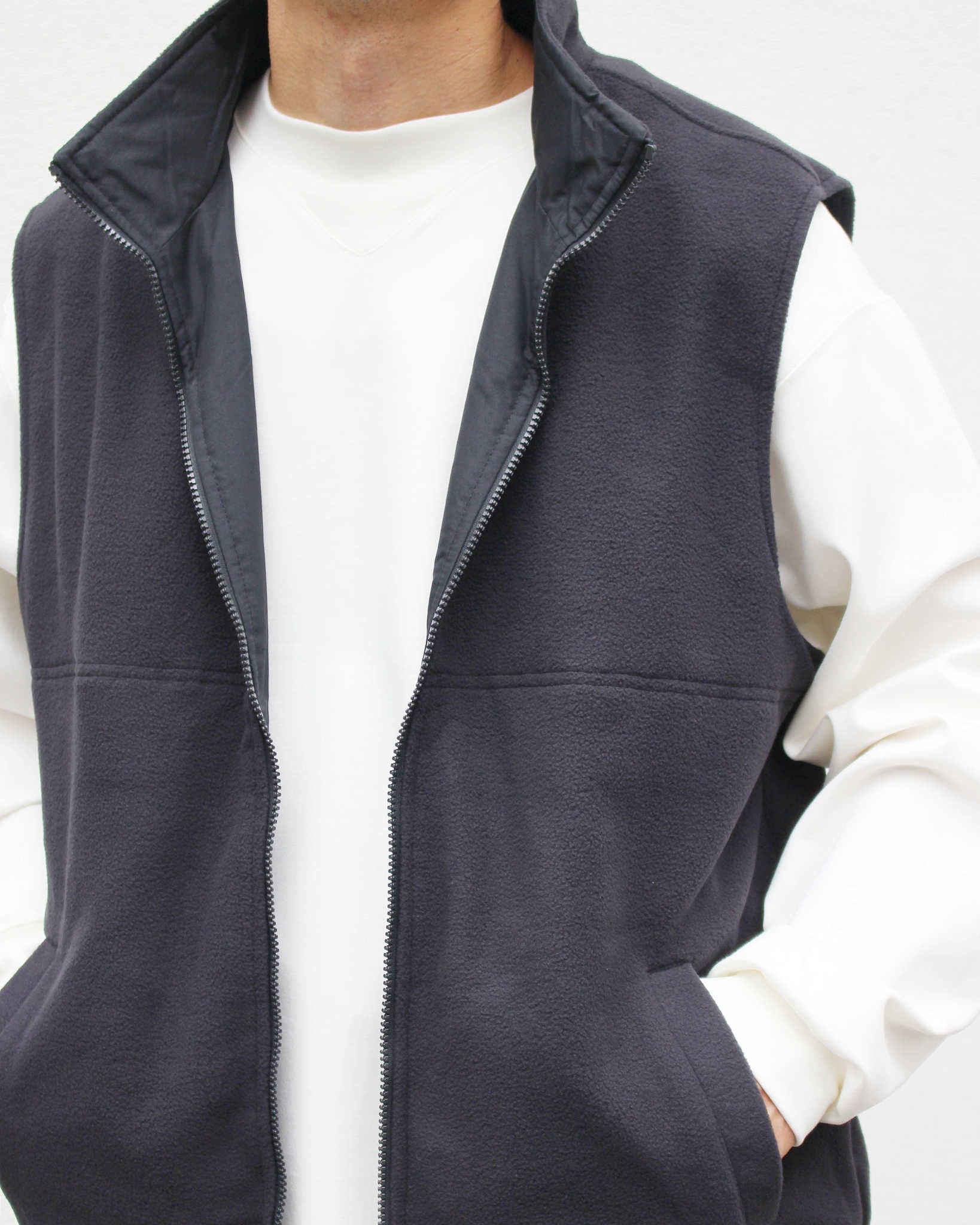 PORT AUTHORITY ポートオーソリティ / REVERSIBLE CHARGER VEST リバーシブルチェンジャーベスト (TRUE BLACK トゥルーブラック)