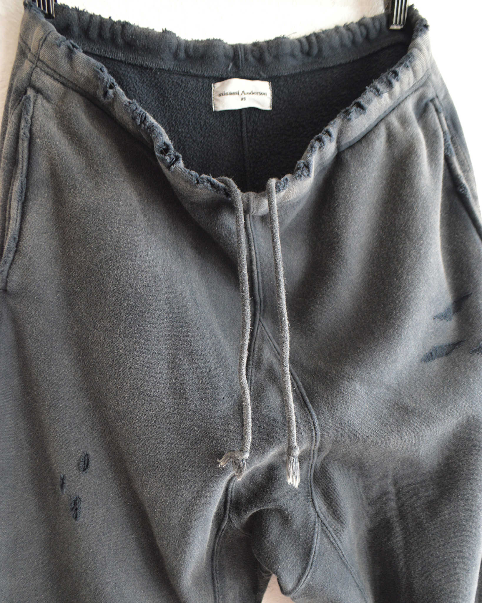 minami Anderson ミナミアンダーソン / Distressed Sweat Pants ディストレストスウェットパンツ (BLACK ブラック)