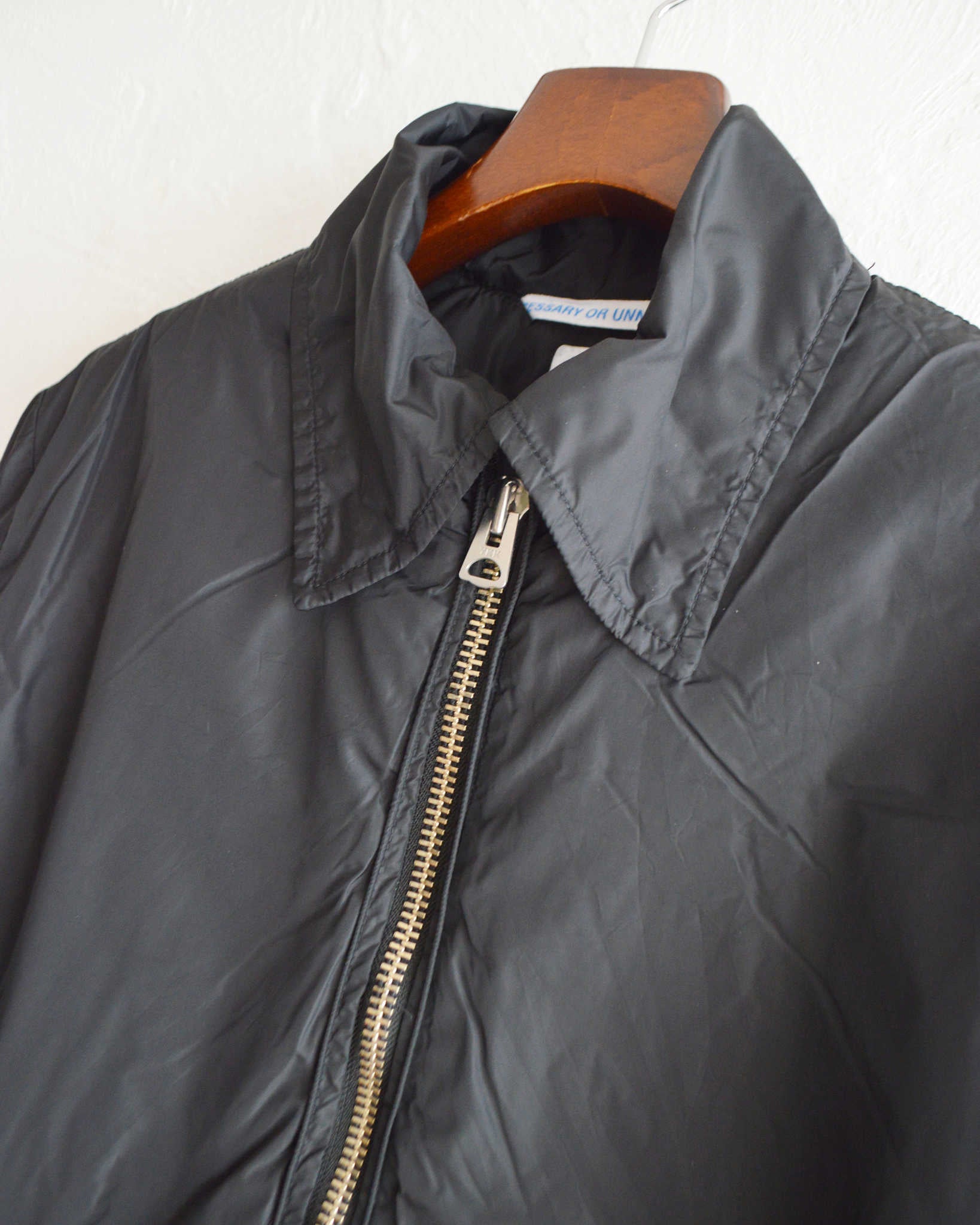 necessary or unnecessary ネセサリーオアアンネセサリー N.O.UNナウン