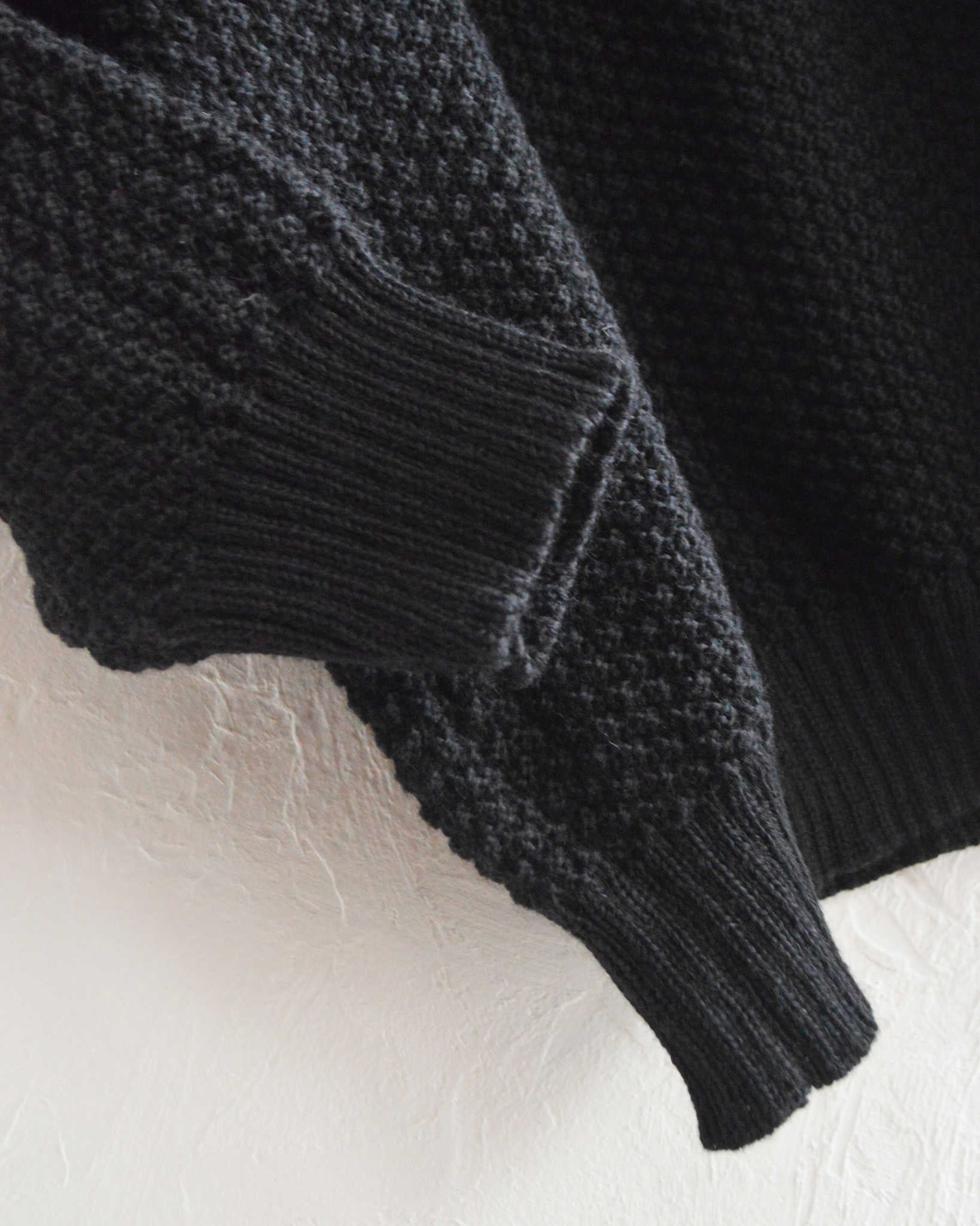 Kerry Woollen Mills ケリーウーレンミルズ / MOSS STITCH CREW NECK SWEATER RELAX モスステッチクルーネックセーター (JET BLACK ジェットブラック)