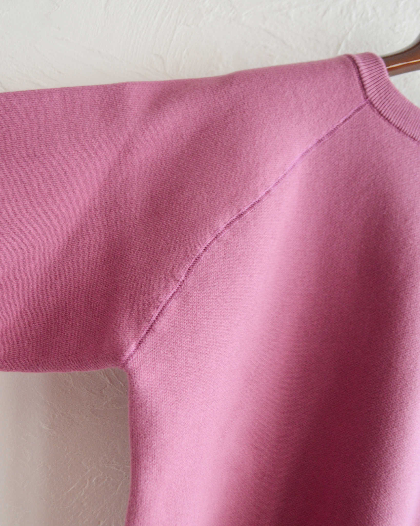 Nasngwam. ナスングワム / ACTUALLY CREW アクチュアリークルー (SMOKE PINK スモークピンク)