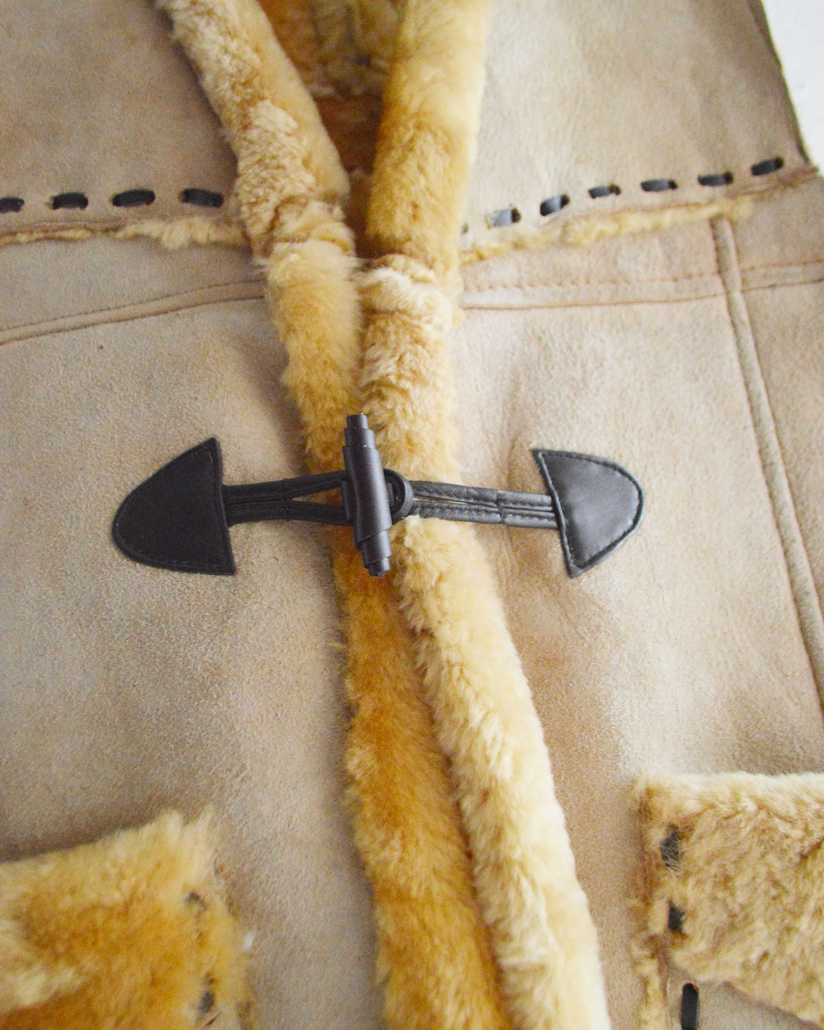 Nasngwam. ナスングワム / IGLLO MOUTON VEST イグルームートンベスト Msize (CAMEL キャメル)