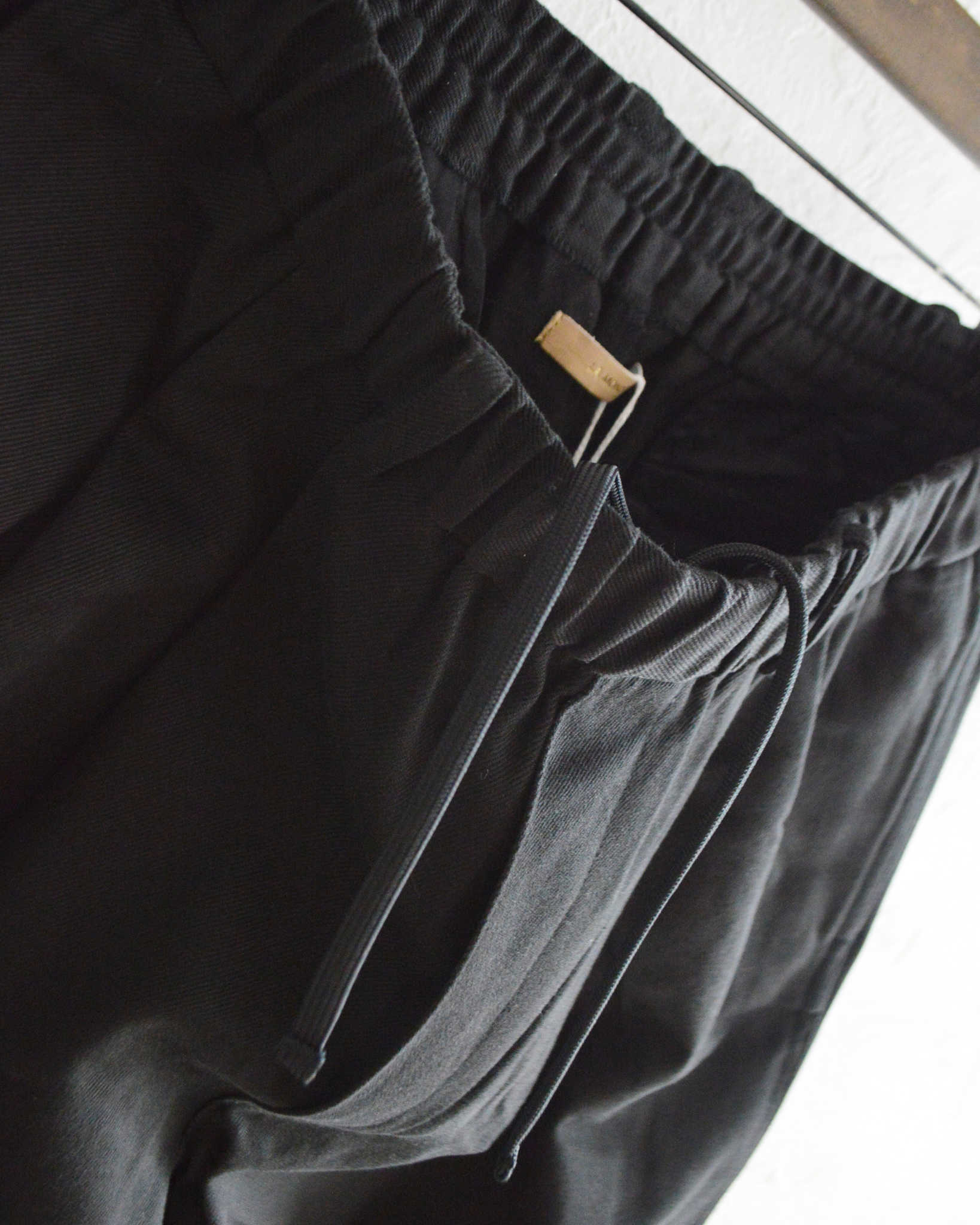 LAMOND ラモンド /  FULLER CHINO CROSS BOLD FIT PANTS フラーチノクロスボールドパンツ (BLACK ブラック)