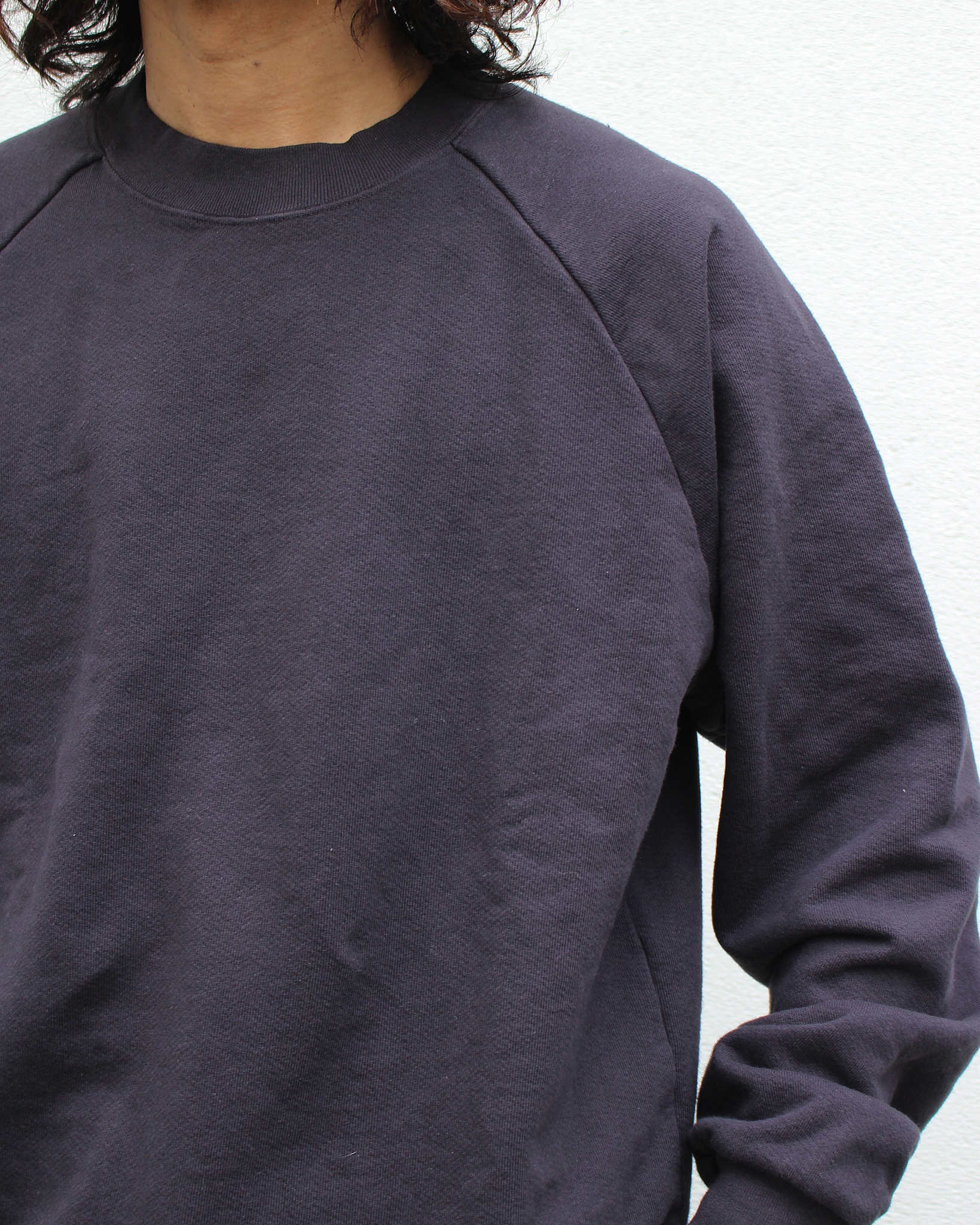 NECESSARY or UNNECESSARY ネセサリーオアアンネセサリー N.O.UNナウン / MAC RAGLAN L/S マックラグラン (SUMI スミ)