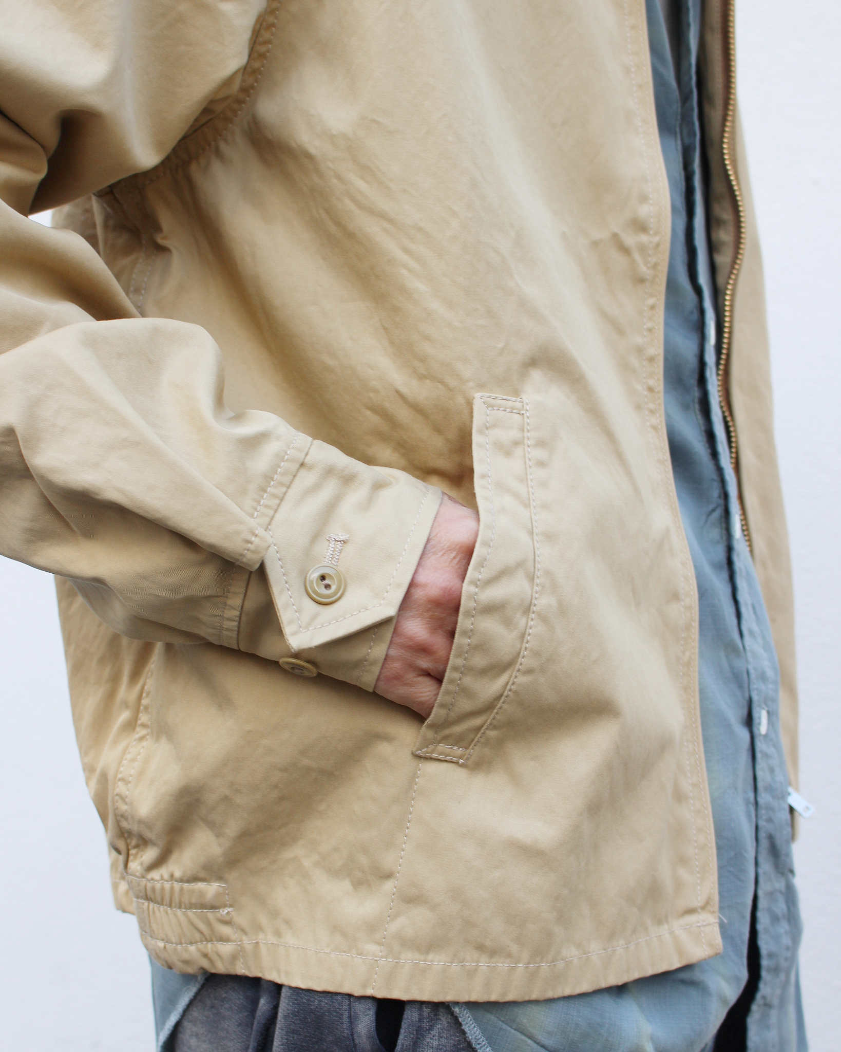 necessary or unnecessary ネセサリーオアアンネセサリー N.O.UN ナウン / TOWN タウン (BEIGE ベージュ)