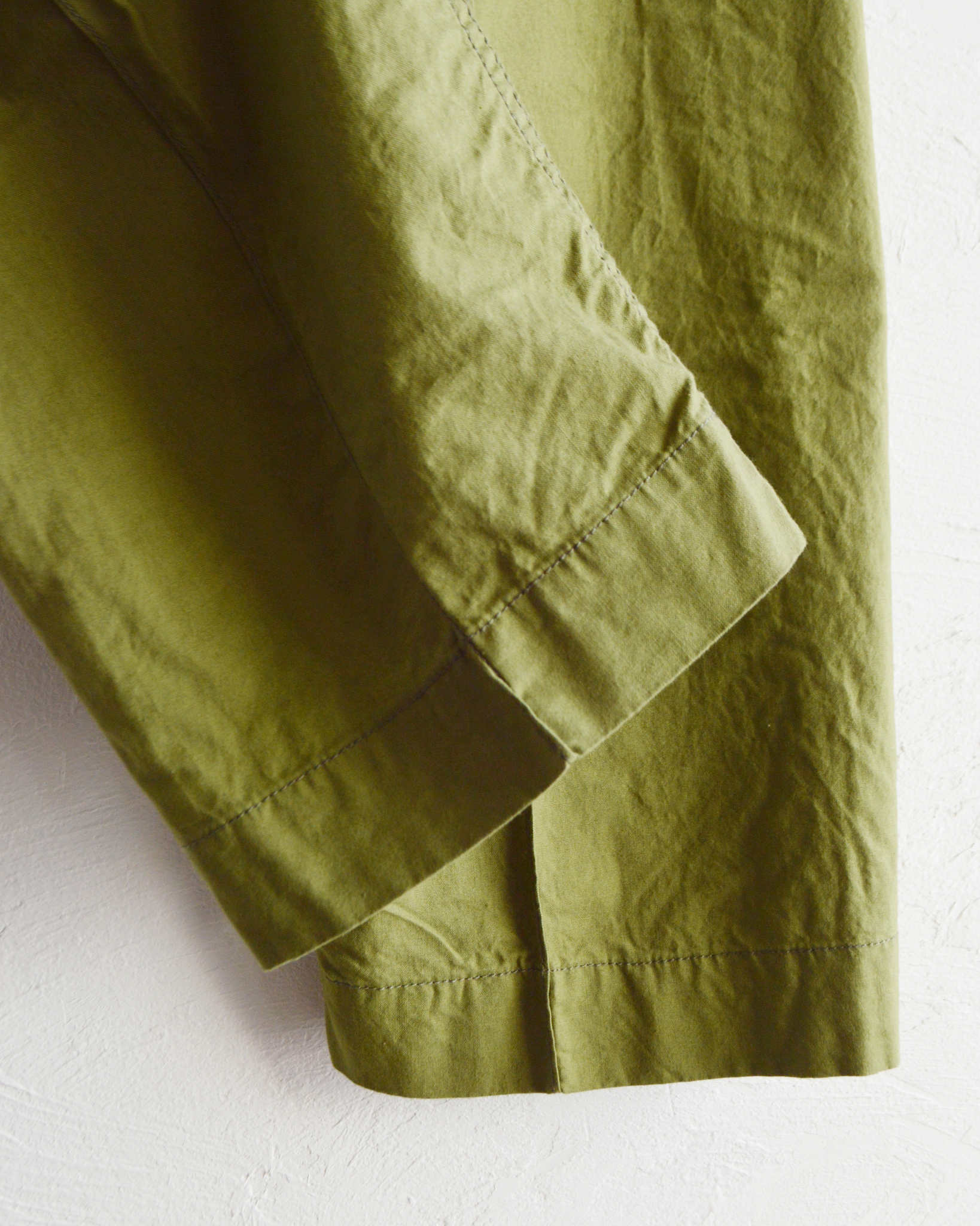 necessary or unnecessary ネセサリーオアアンネセサリー N.O.UN ナウン  / PIN TUCK PANTS ピンタックパンツ (OLIVE オリーブ)