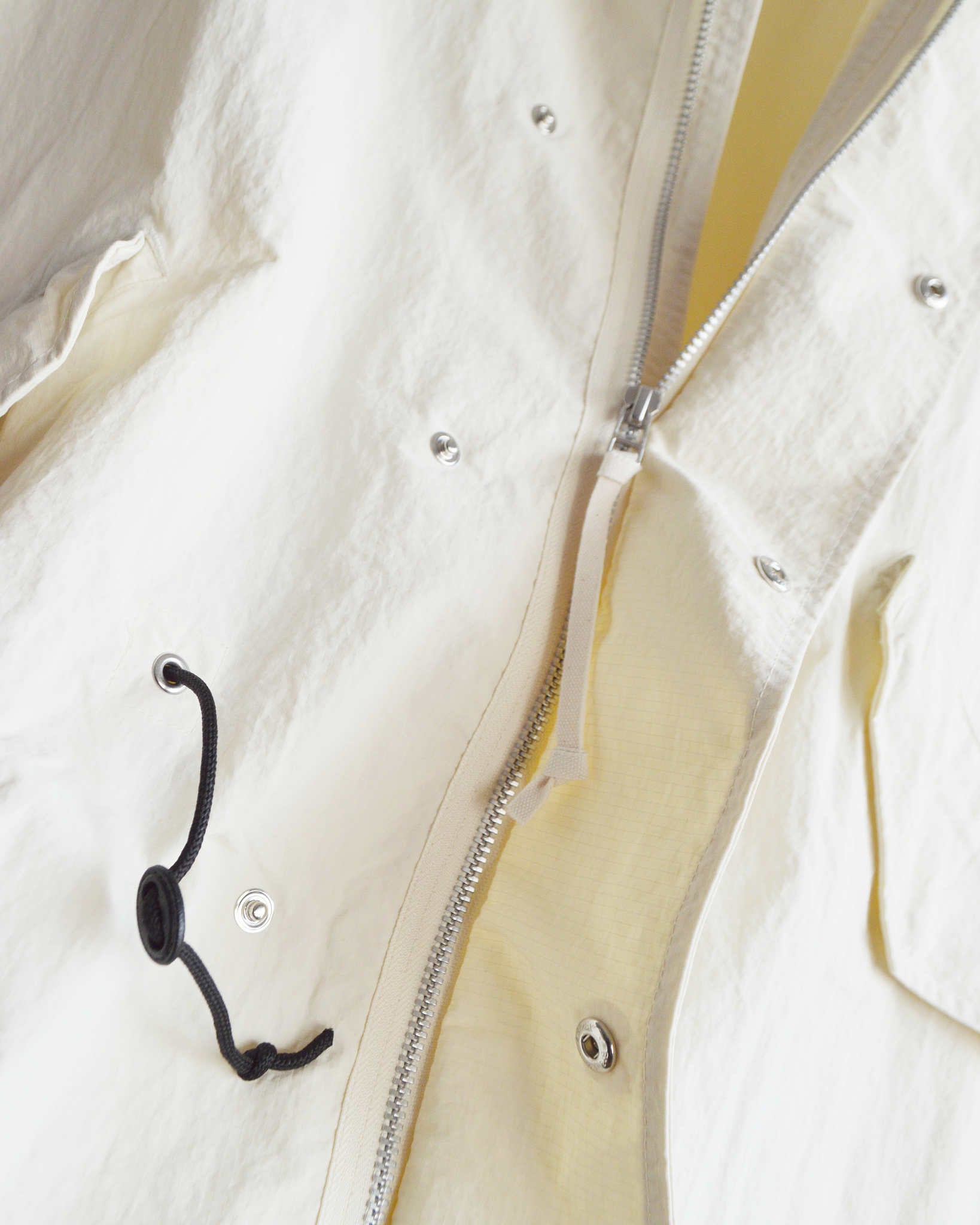 AXESQUIN アクシーズクイーン / ECO NYLON SHORT COAT エコナイロンショートコート (OFF WHITE オフホワイト)