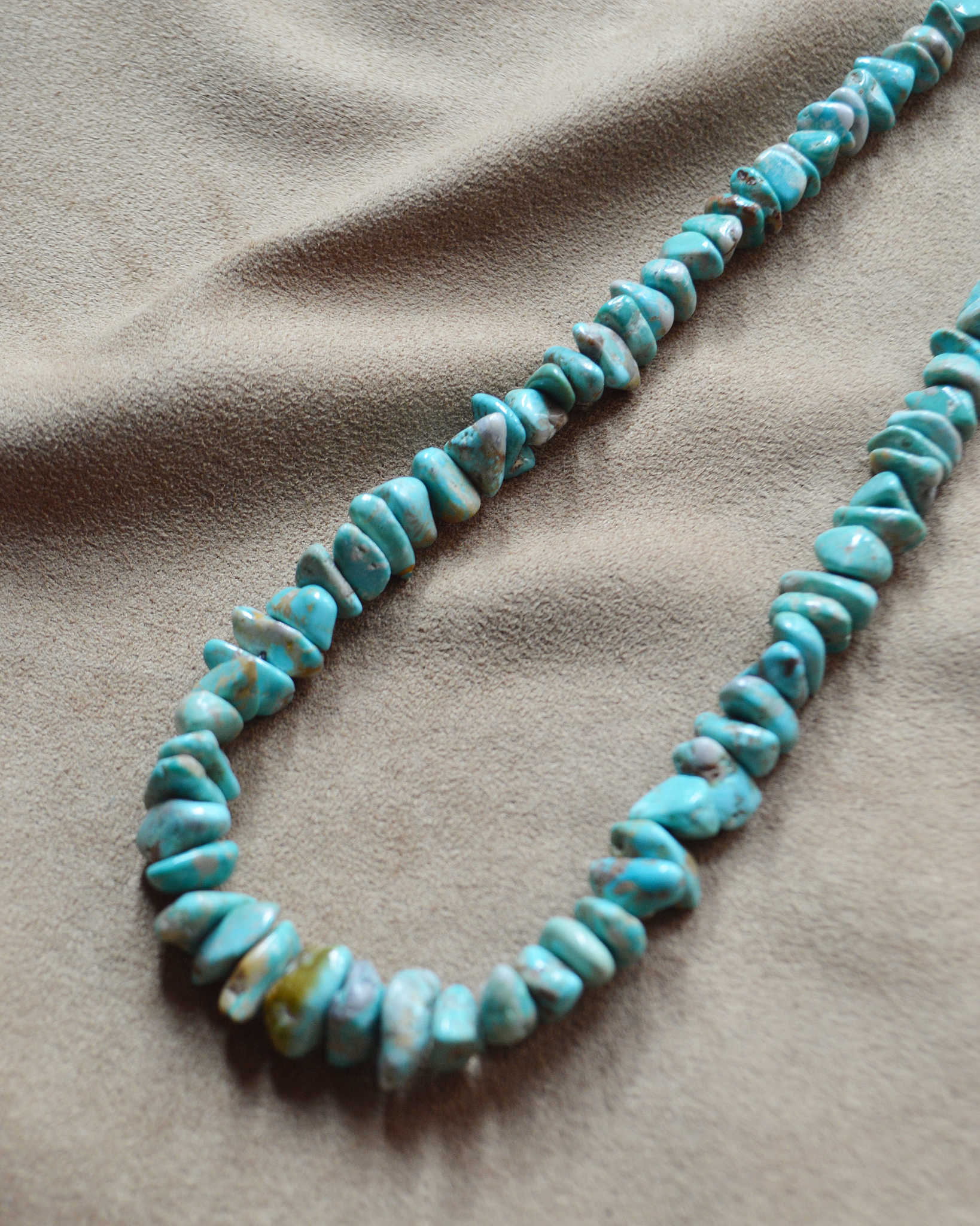 Indian jewelry インディアンジュエリー / Navajo Nugget Necklace ナヴァホナゲットネックレス (Sleeping Beauty)