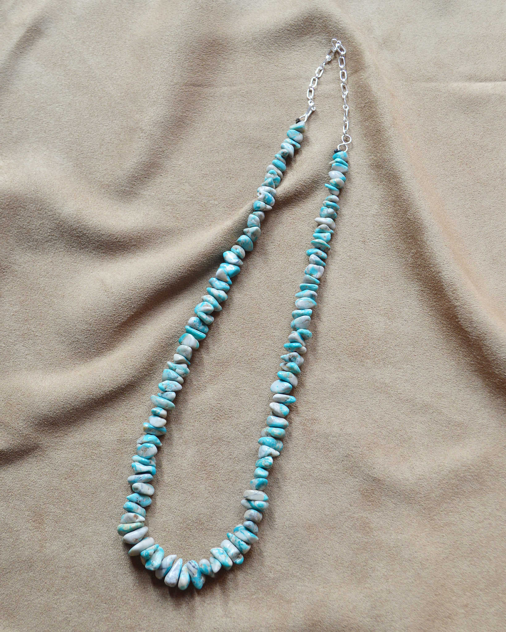 Indian jewelry インディアンジュエリー / Navajo Nugget Necklace ナヴァホナゲットネックレス (Sleeping Beauty)