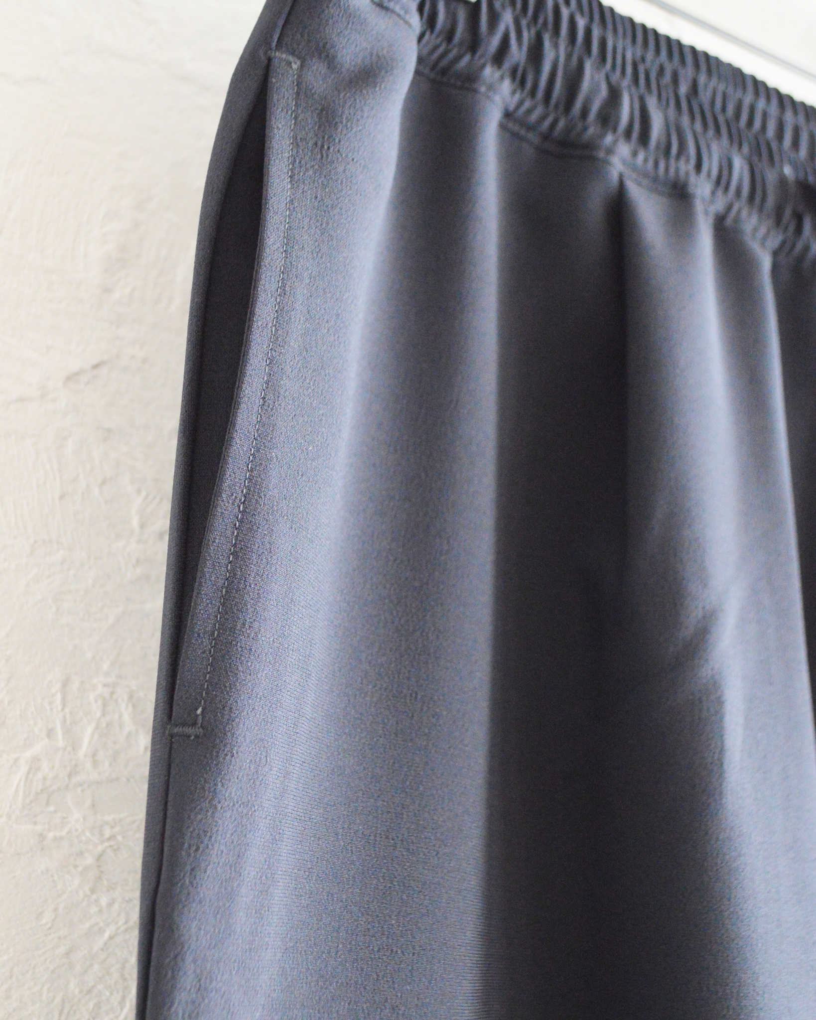 LAMOND ラモンド / NEW SEMI WIDE SHARI PANTS ニューセミワイドシャリパンツ (NAVY BLACK ネイビーブラック)