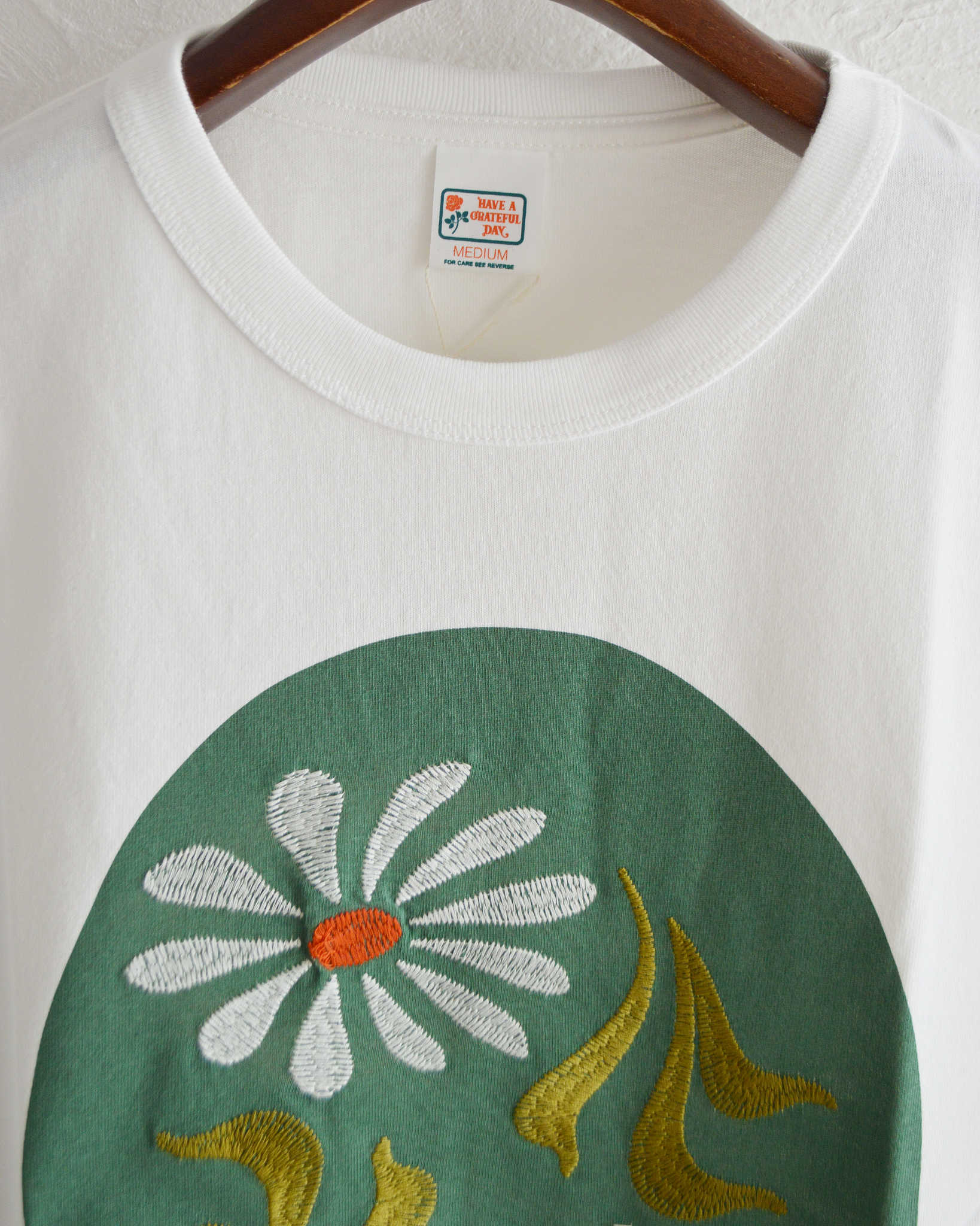 HAVE A GRATEFUL DAY ハブアグレイトフルデイ / T-SHIRT -MOKUSHUNGIKU ティーシャツモクシュンギク (GREEN グリーン)