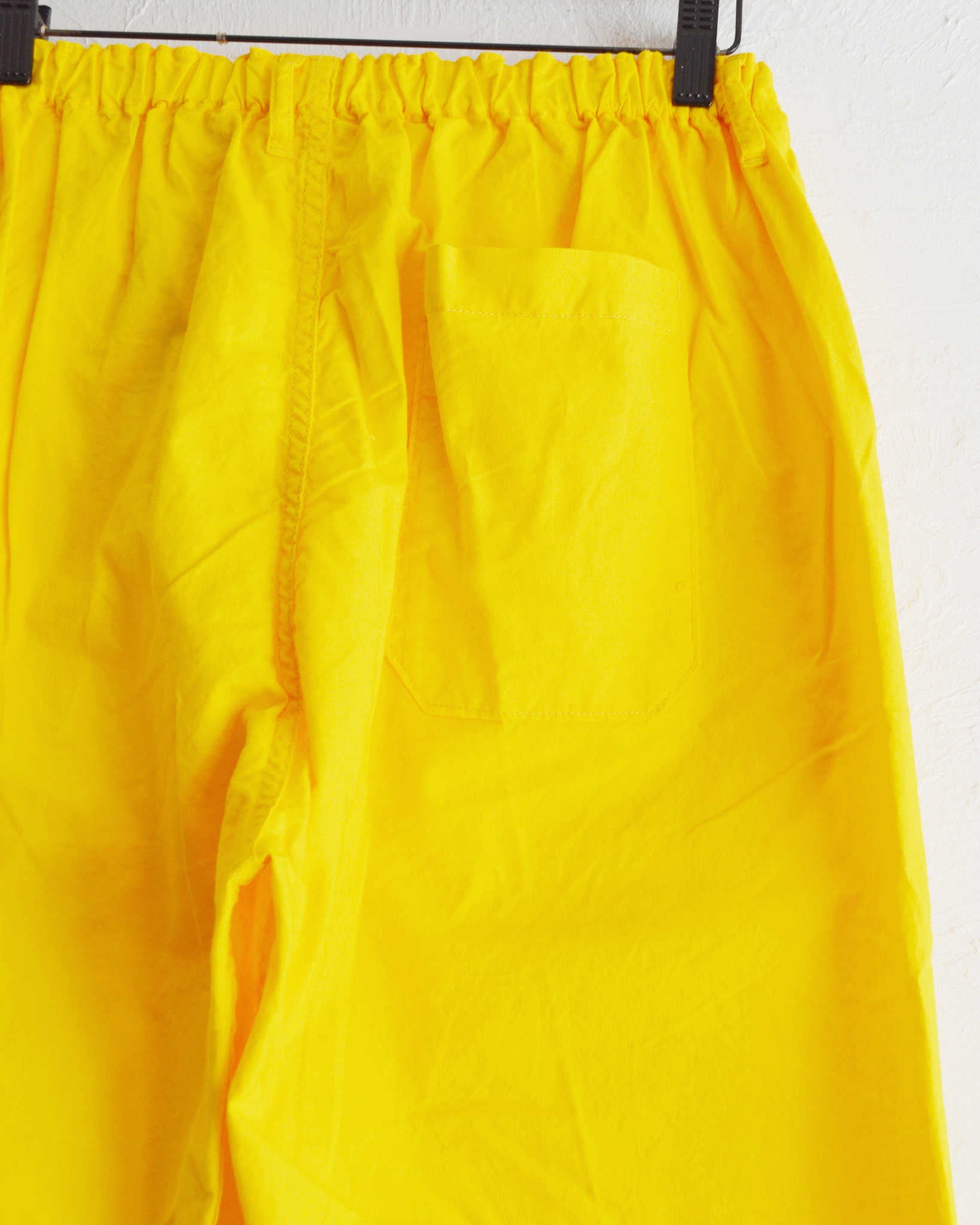 NECESSARY or UNNECESSARY ネセサリーオアアンネセサリー N.O.UN ナウン  / PIN TUCK PANTS ピンタックパンツ (YELLOW イエロー)