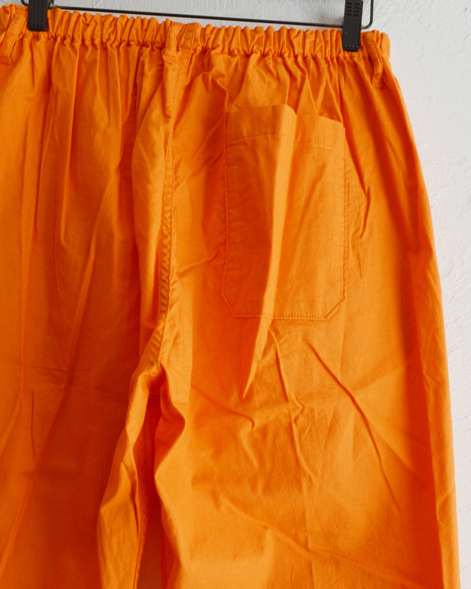 NECESSARY or UNNECESSARY ネセサリーオアアンネセサリー N.O.UN ナウン  / PIN TUCK PANTS ピンタックパンツ (ORANGE オレンジ)