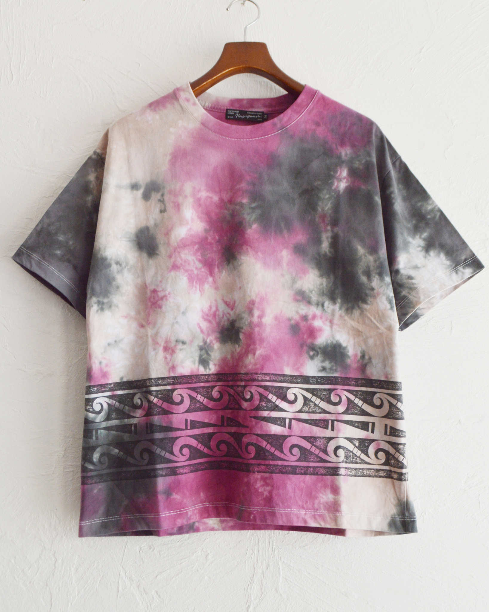 Nasngwam. ナスングワム / LAGNA TEE ラグナティー (TIE DYE タイダイ)