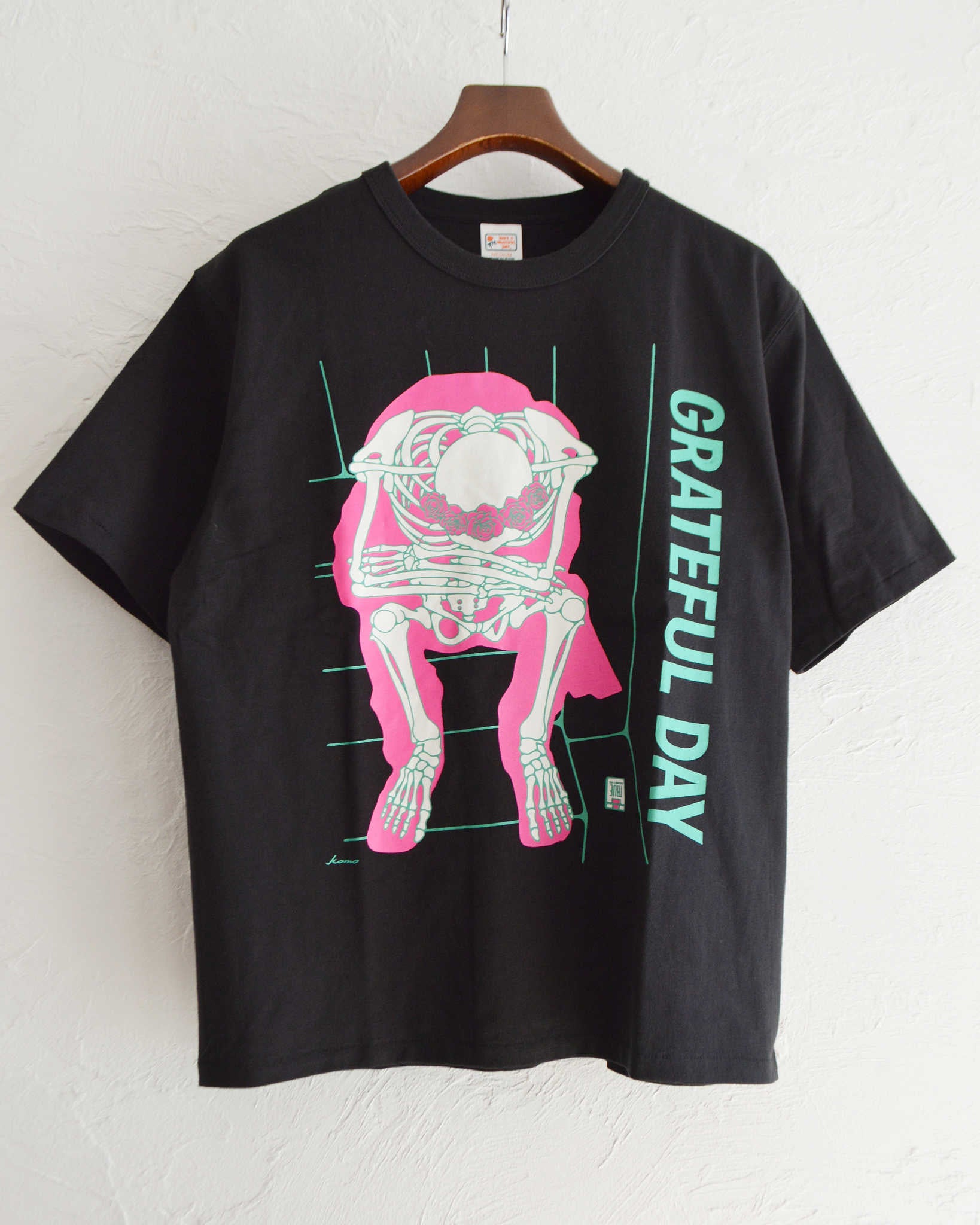 HAVE A GRATEFUL DAY ハブアグレイトフルデイ / T-SHIRT -TRUE ティーシャツトゥルー (BLACK ブラック)
