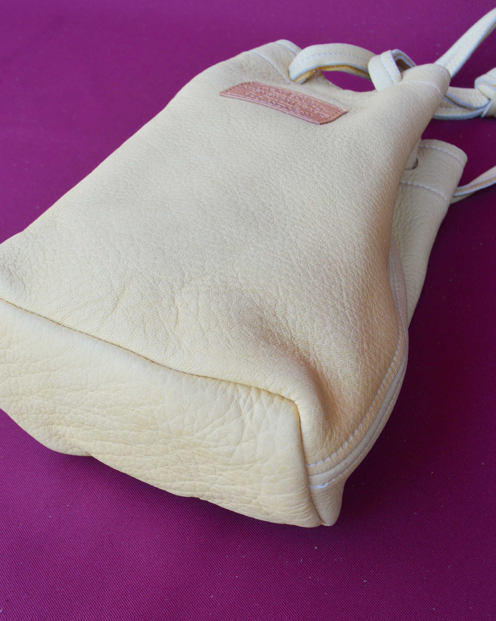 Nasngwam.×EARLYMORNINGS ナスングワム アーリーモーニング / DEERSKIN WHISKY BAG ディアスキンウイスキーバッグ (BEIGE ベージュ)