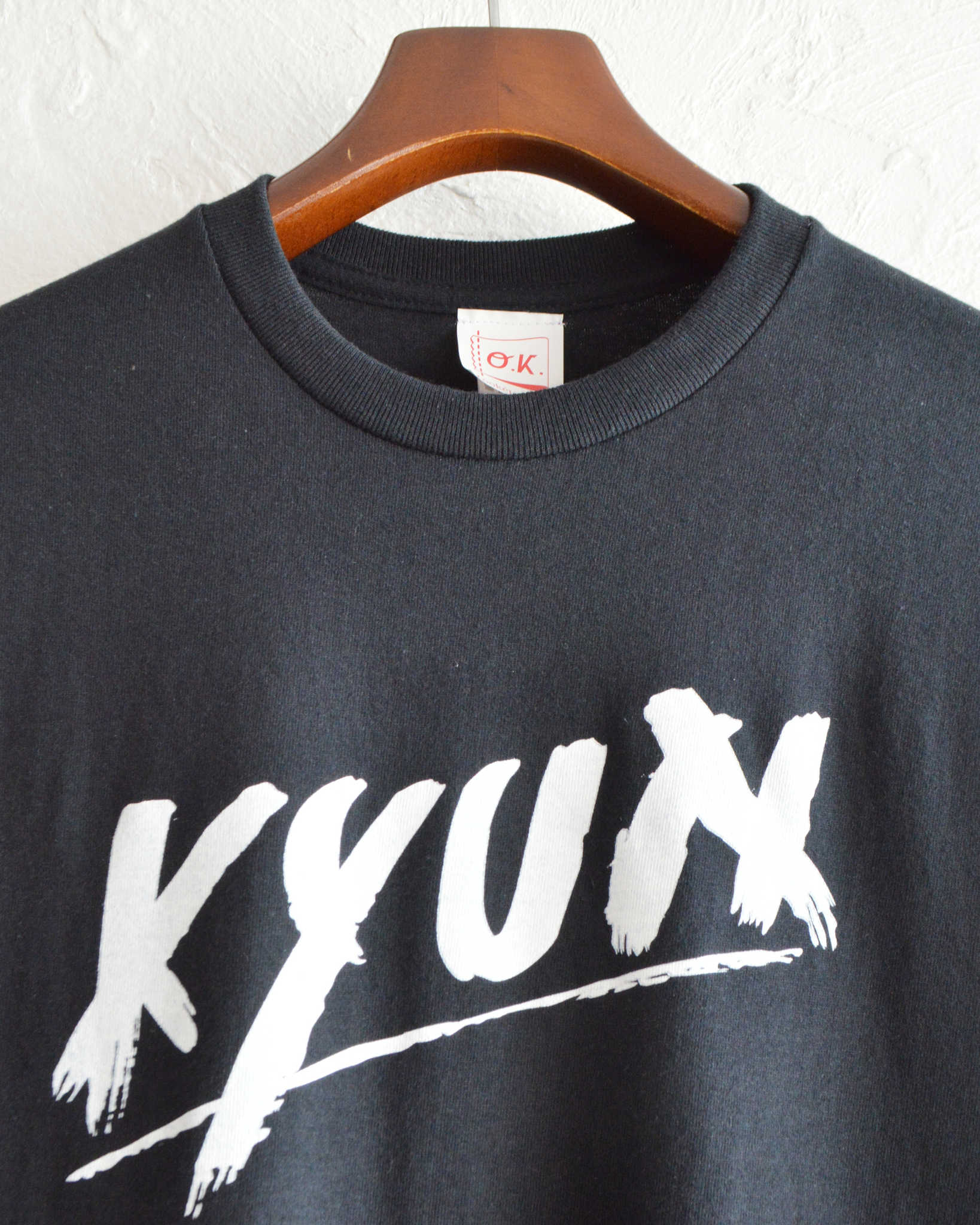 O.K. オーケー / KYUN S/S TEE キュンティー (BLACK ブラック)