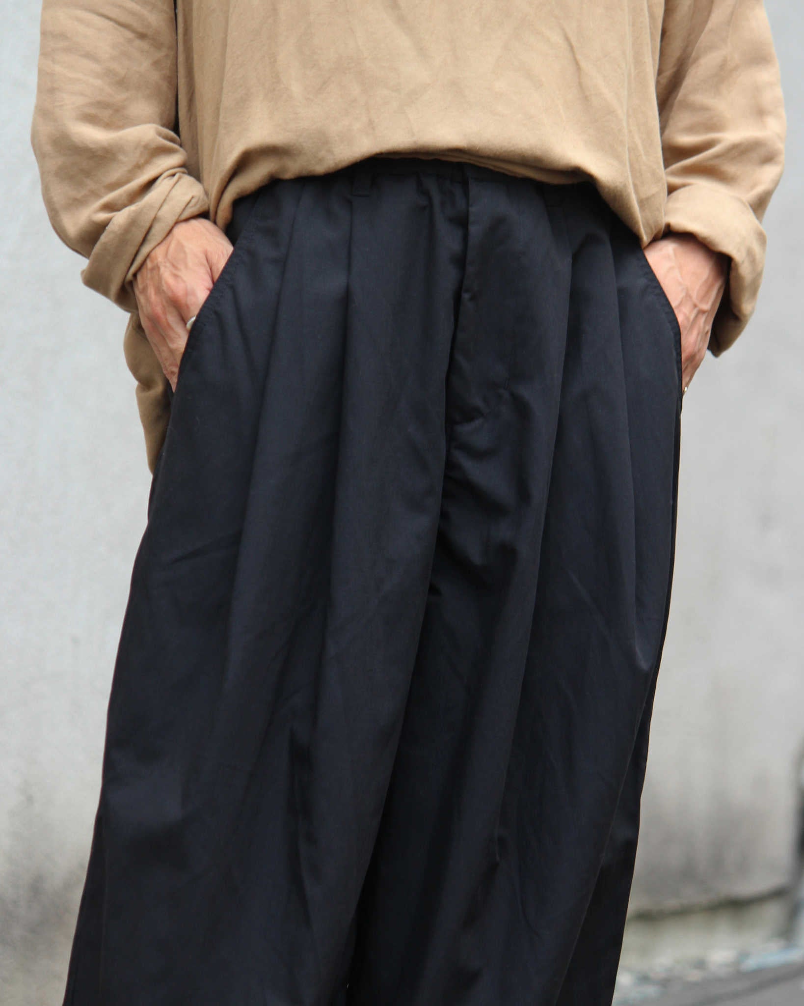 Nasngwam. ナスングワム / BARREL PANTS バレルパンツ (BLACK ブラック)