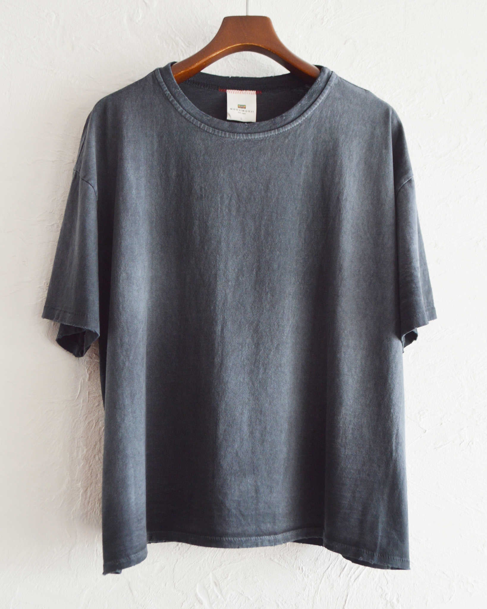 MOOJIMOOJI ムージームージー / OVERSIZE CROP T-SHIRTS AGED オーバーサイズドクロップティーシャツエイジド (BLACK ブラック)