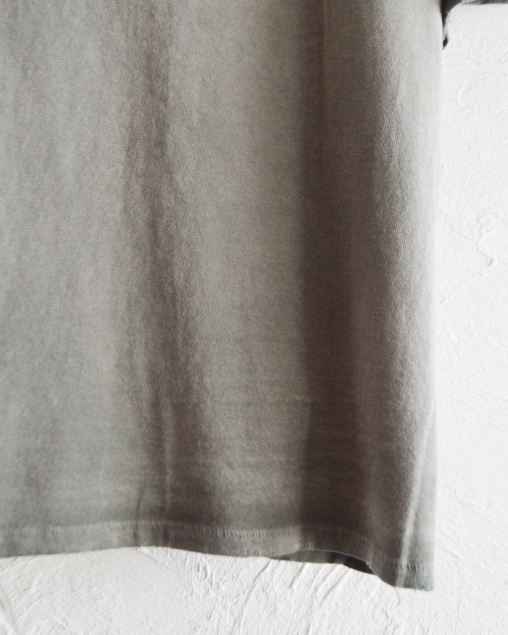 MOOJIMOOJI ムージームージー / OVERSIZE CROP T-SHIRTS AGED オーバーサイズドクロップティーシャツエイジド (OLIVE GREEN オリーブグリーン)