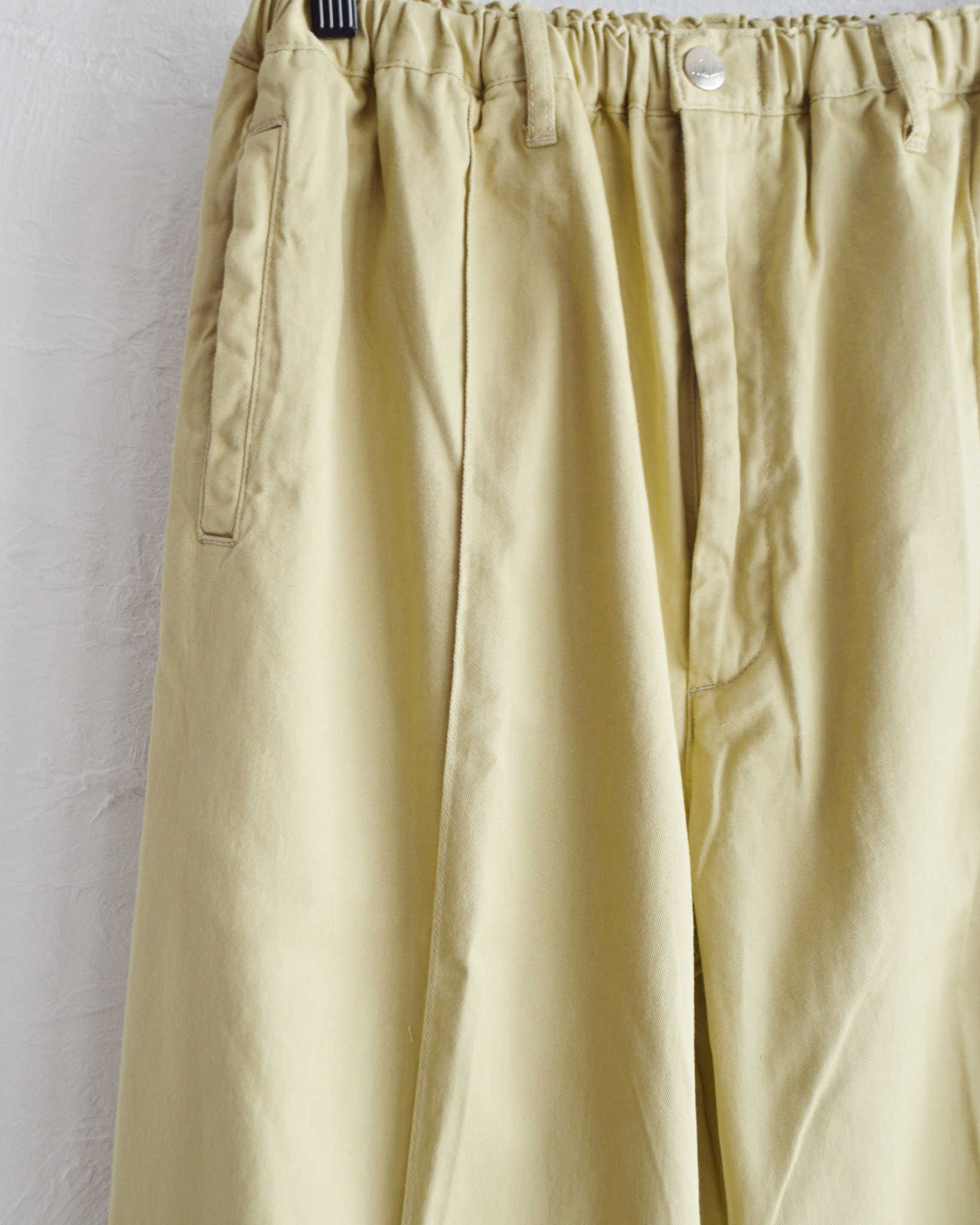 NECESSARY or UNNECESSARY ネセサリーオアアンネセサリー N.O.UN ナウン / PIN TUCK PANTS ピンタックパンツ (BEIGE ベージュ)