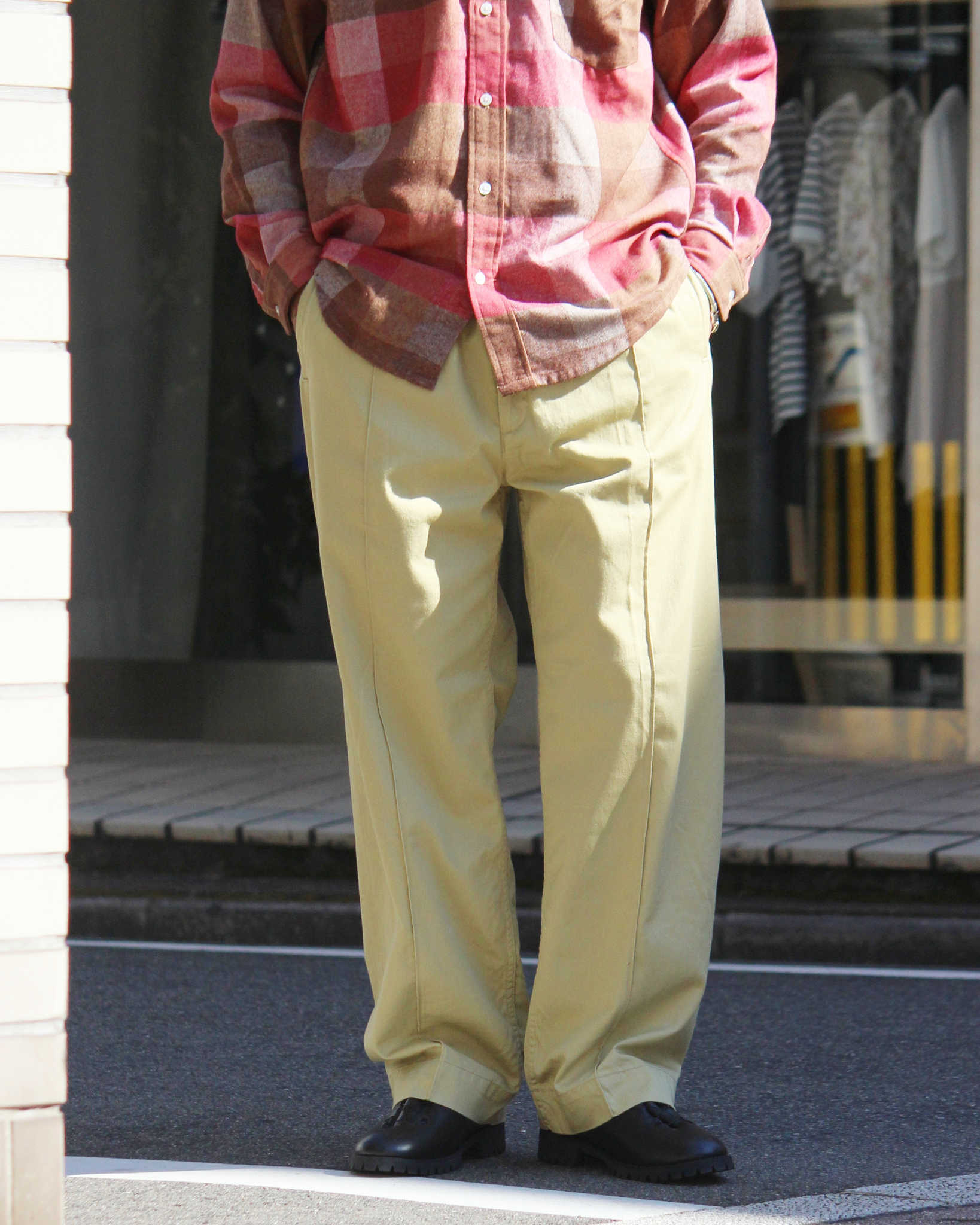 NECESSARY or UNNECESSARY ネセサリーオアアンネセサリー N.O.UN ナウン / PIN TUCK PANTS ピンタックパンツ (BEIGE ベージュ)
