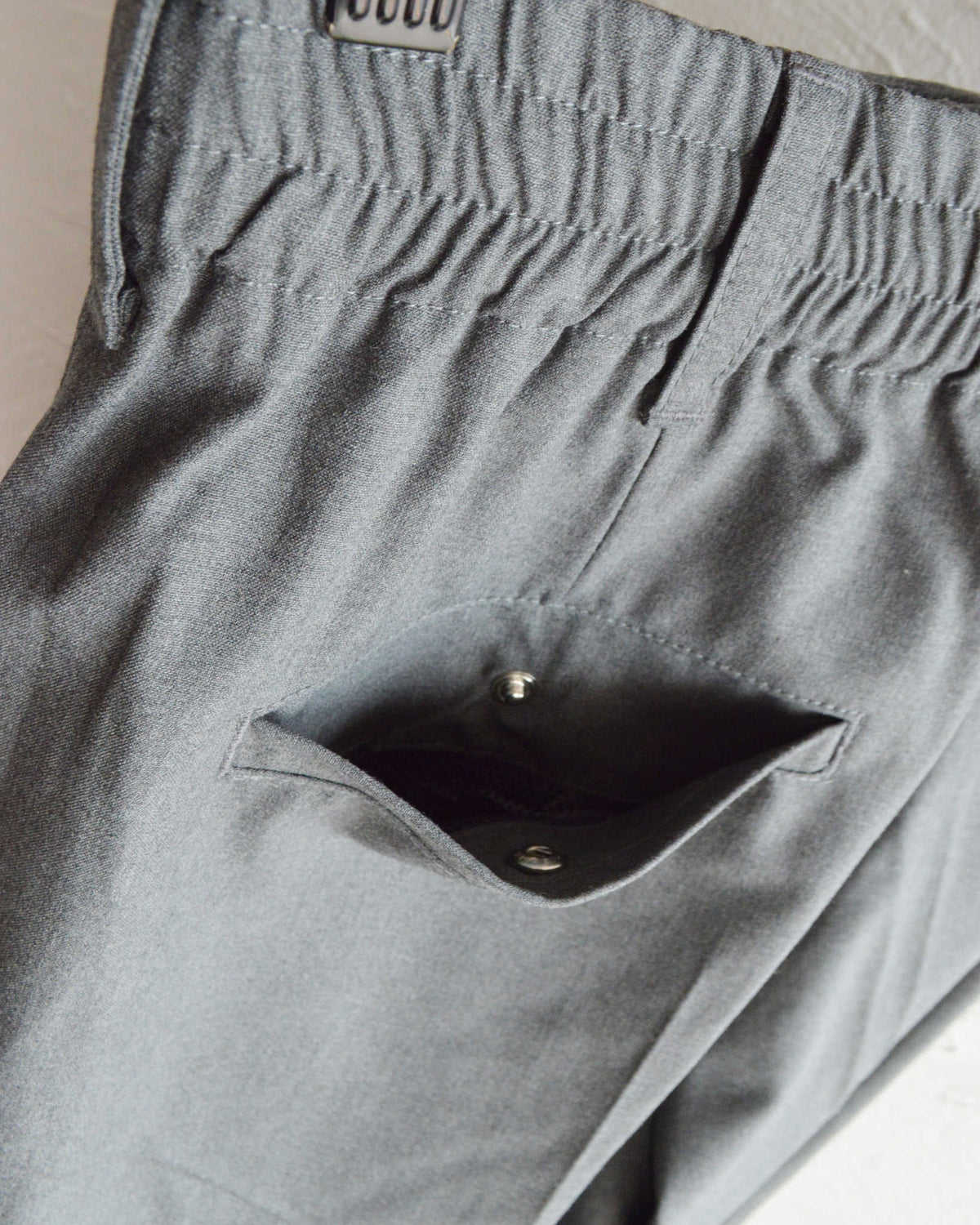 AXESQUIN アクシーズクイーン / TECK WORK SLACKS 2.0 テックワークスラックス (CHARCOAL チャコール)