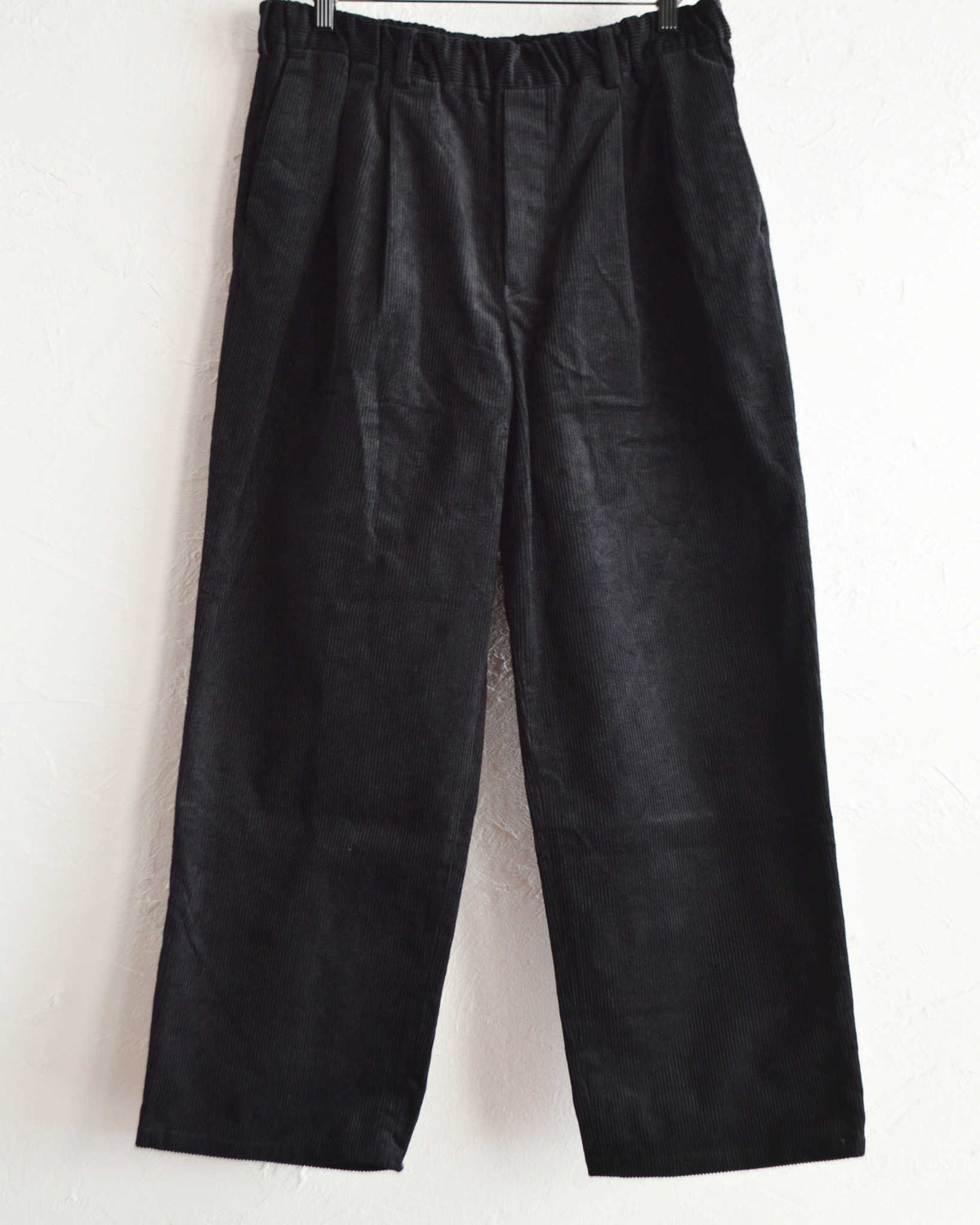 LAMOND ラモンド / CORDUROY STANDARD WIDE PANTS コーデュロイスタンダードワイドパンツ (BLACK ブラック)