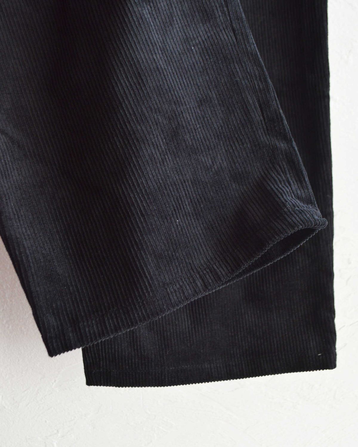 LAMOND ラモンド / CORDUROY STANDARD WIDE PANTS コーデュロイスタンダードワイドパンツ (BLACK ブラック)