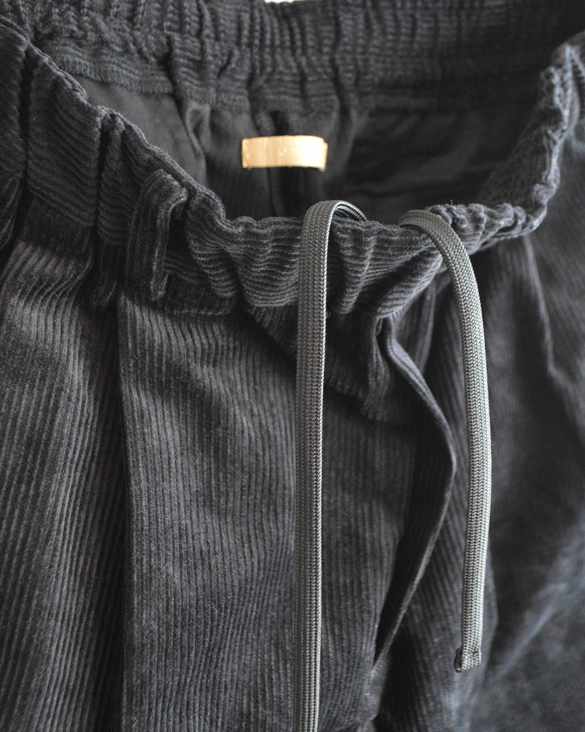 LAMOND ラモンド / CORDUROY STANDARD WIDE PANTS コーデュロイスタンダードワイドパンツ (BLACK ブラック)